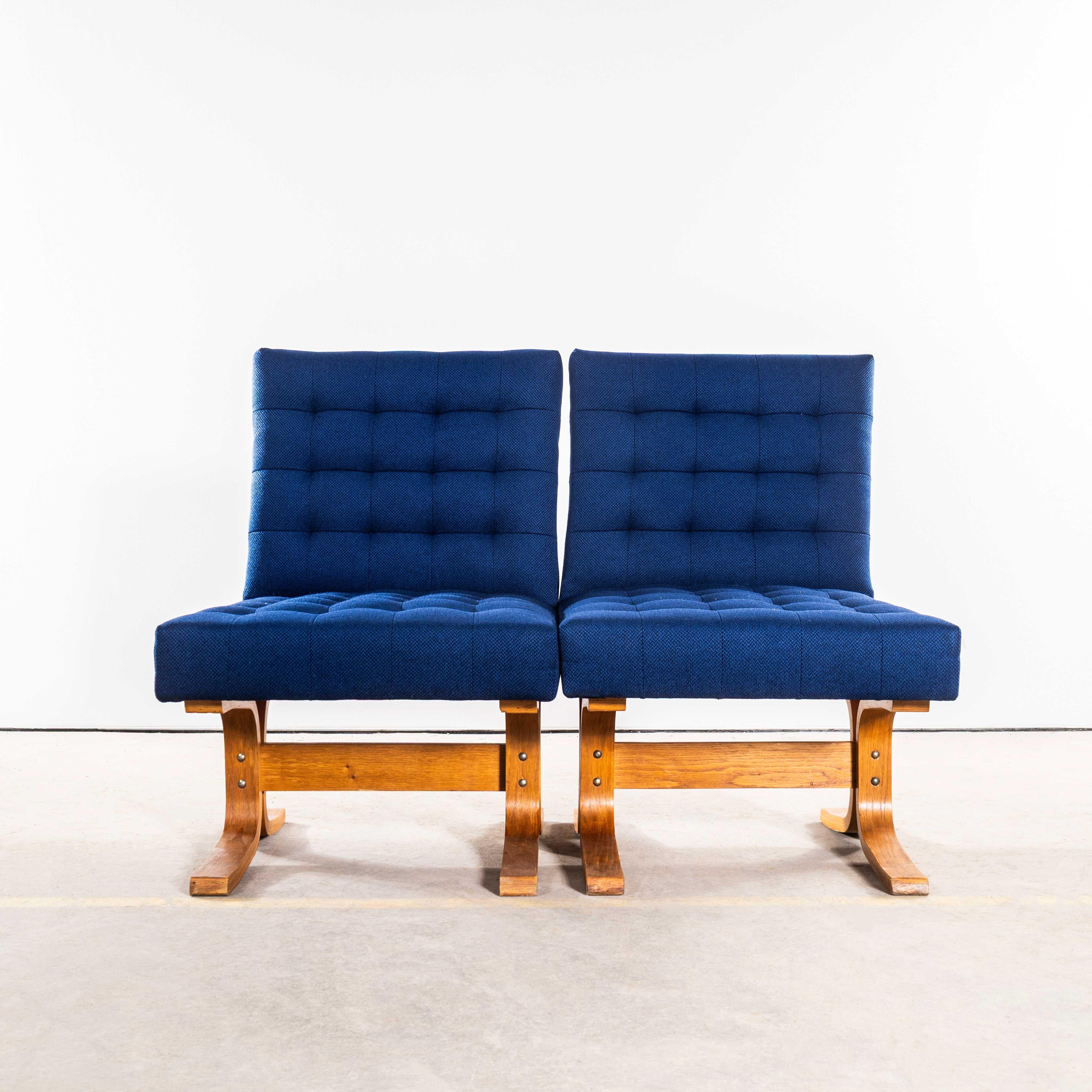 1970's Ludvik Volak Deep Blue Slubbed Weave Reupholstered Bratislava Side Chairs im Zustand „Gut“ im Angebot in Hook, Hampshire