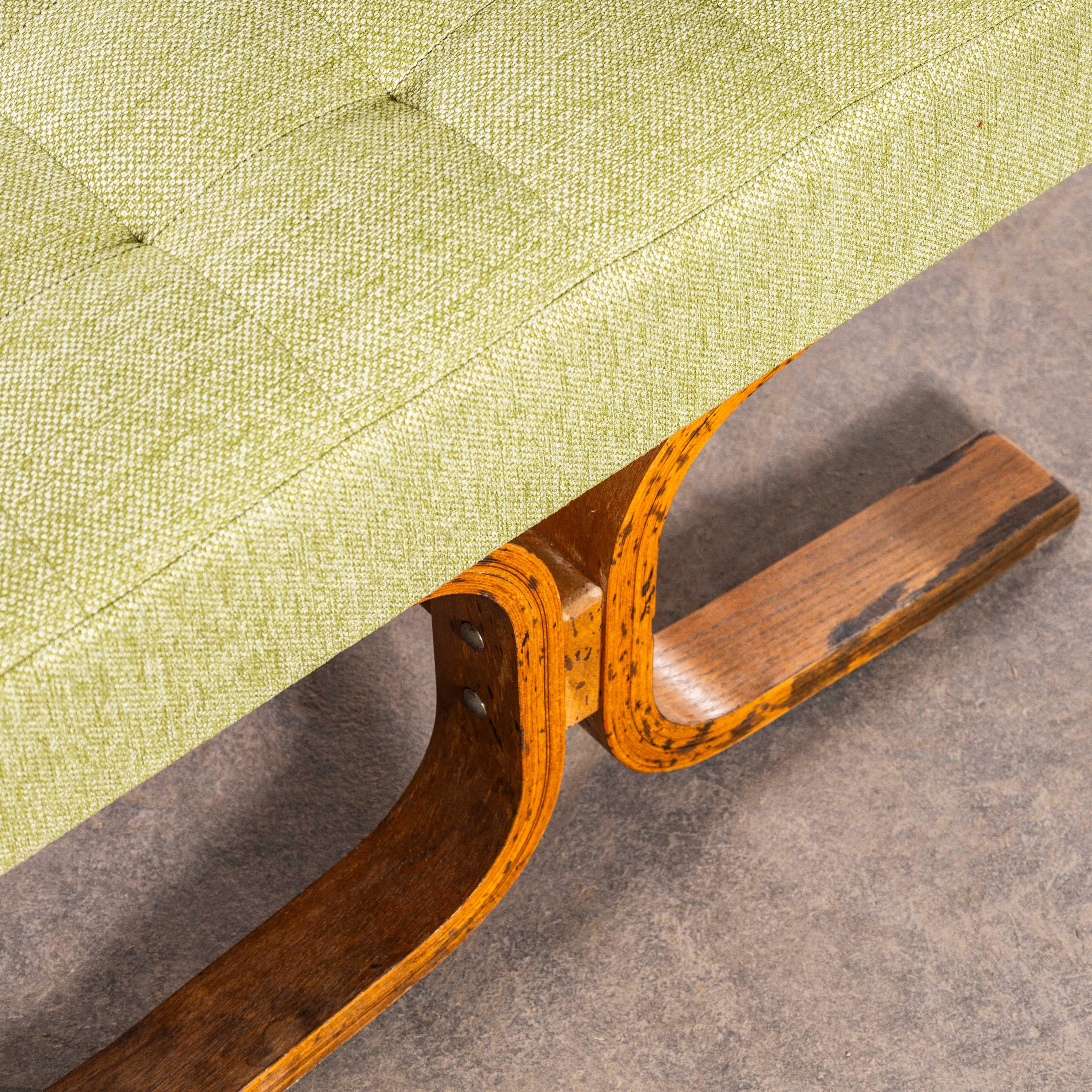 Fin du 20e siècle Chaises d'appoint Bratislava des années 1970 Ludvik Volak Greene Greene Greene en vente