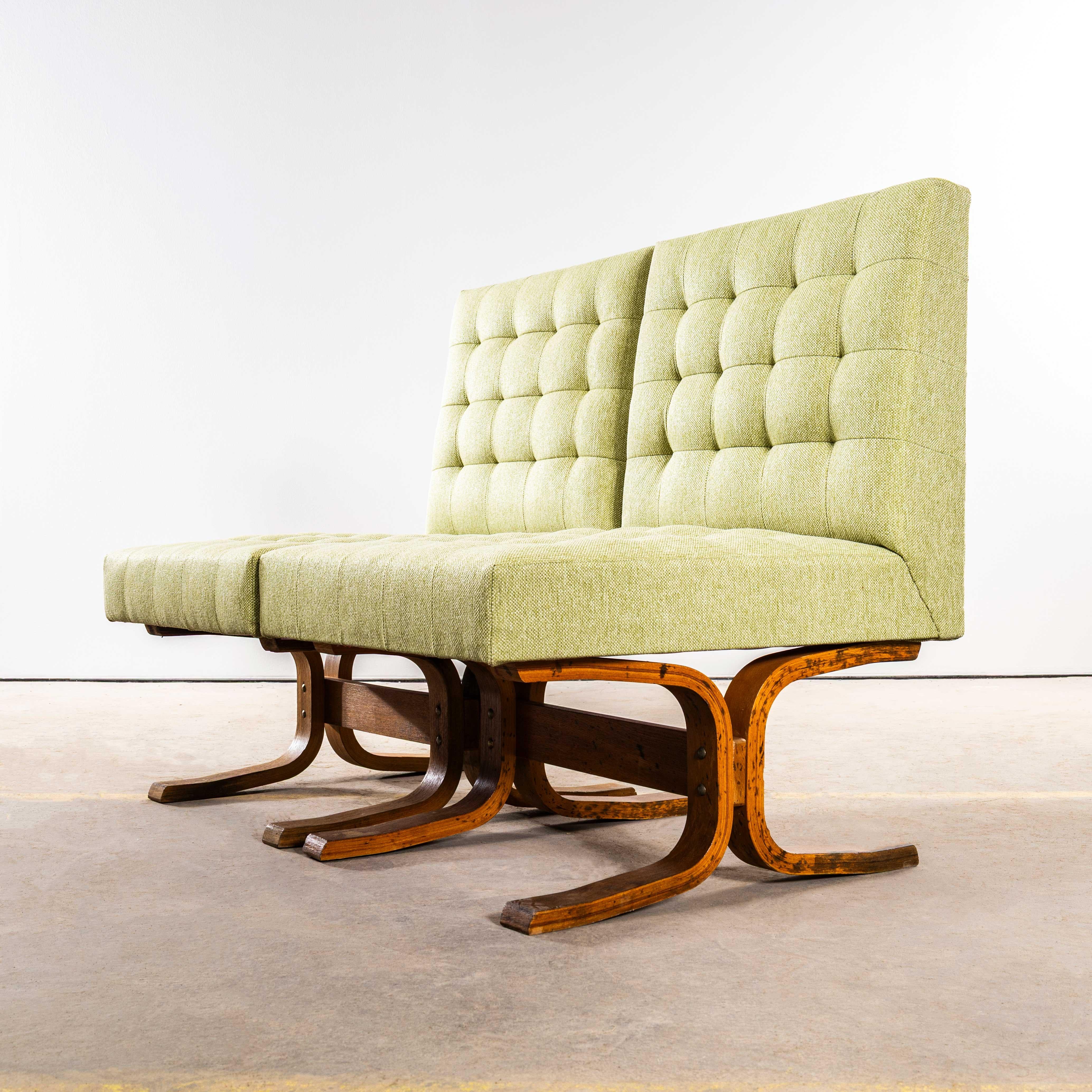 Chaises d'appoint Bratislava des années 1970 Ludvik Volak Greene Greene Greene en vente 1
