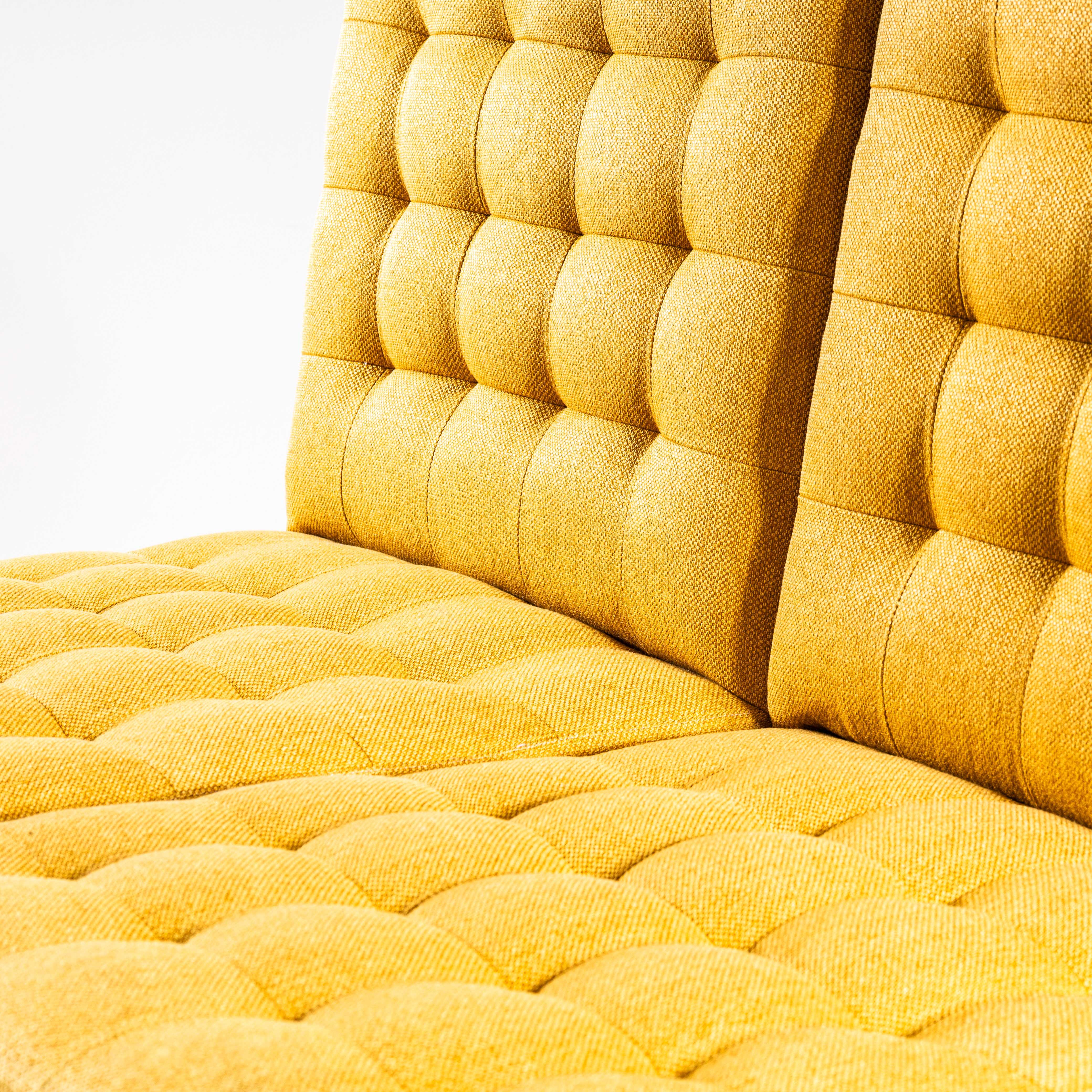 Tchèque Chaises d'appoint Bratislava en tournesol rembourrées Ludvik Volak, 1970 en vente