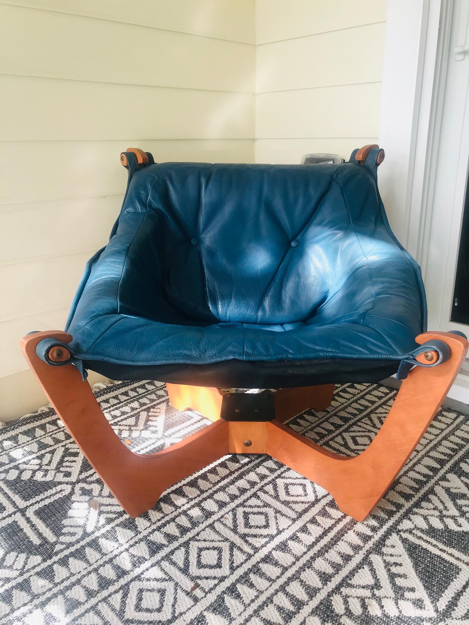 Mid-Century Modern 1970s Luna Lounge Chair by Odd Knutsen in Cadet Blue Leather, Norway