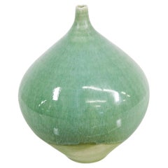 1970 The Artful Green Pottery Ethereal Green Weed Pot Vase Signed