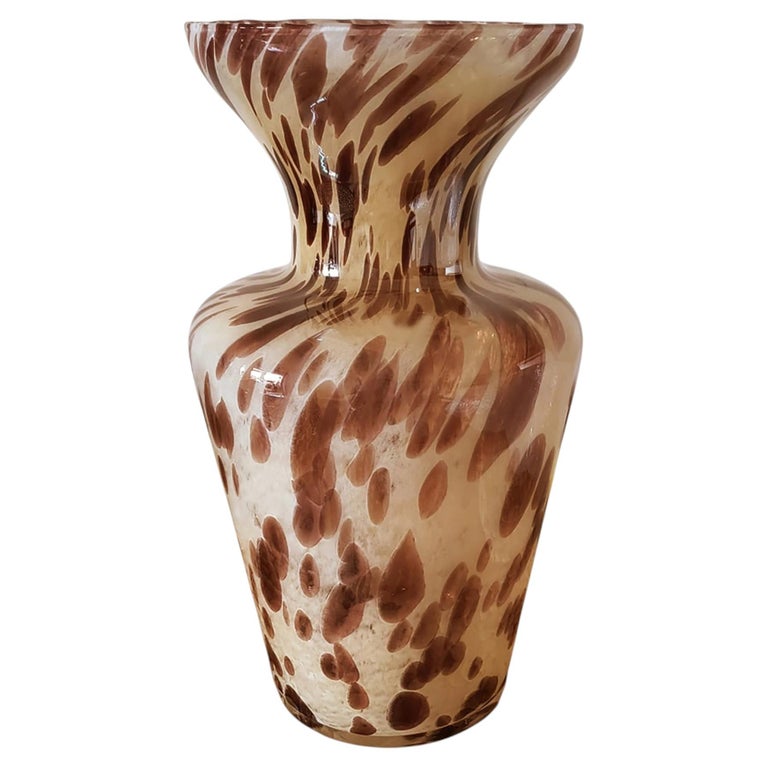 1970s Luxury Handcrafted Vase in Murano Glass by Maestro del Vetro. Made in Ital