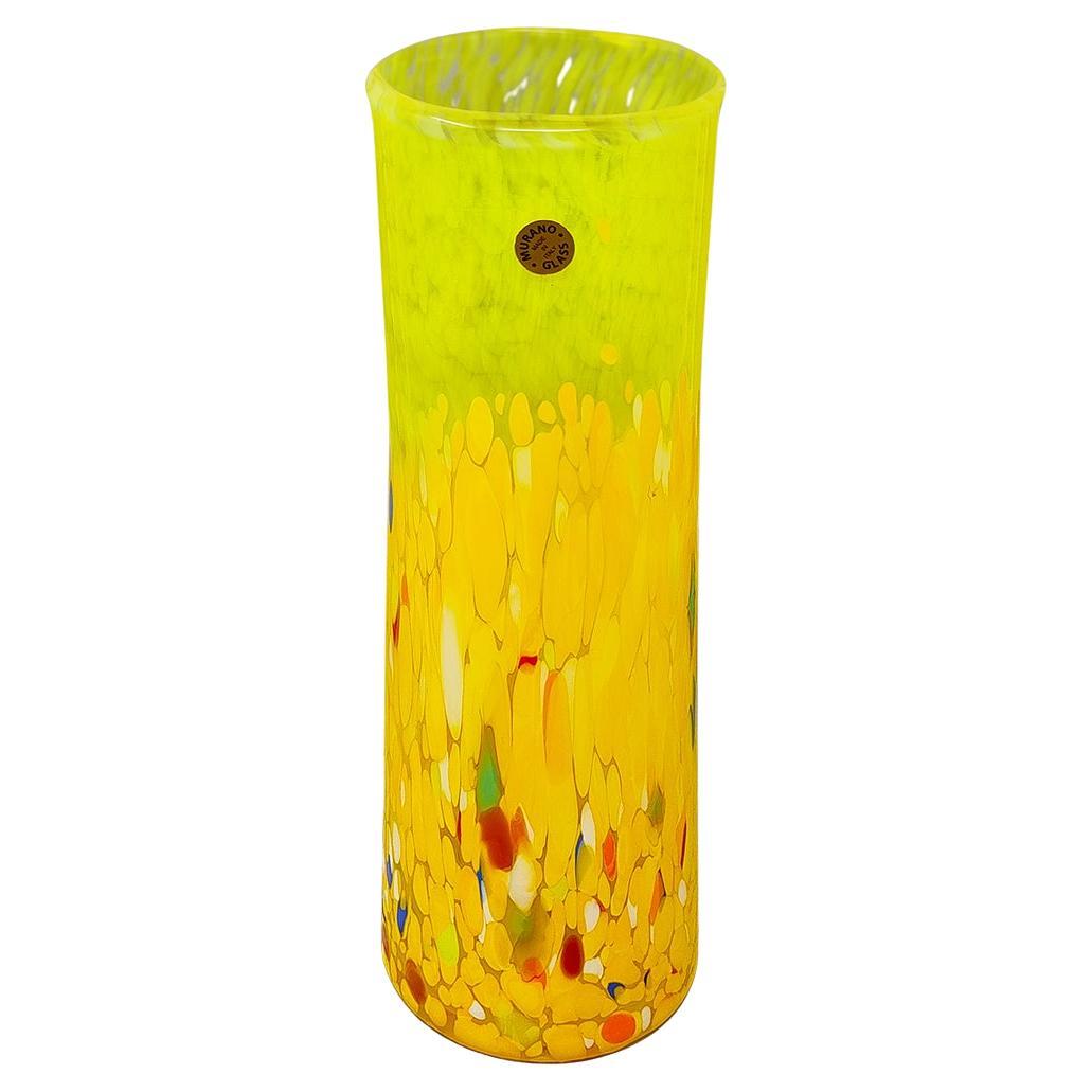 Vaso artigianale giallo di lusso degli anni '70 in vetro di Murano del Maestro del Vetro.