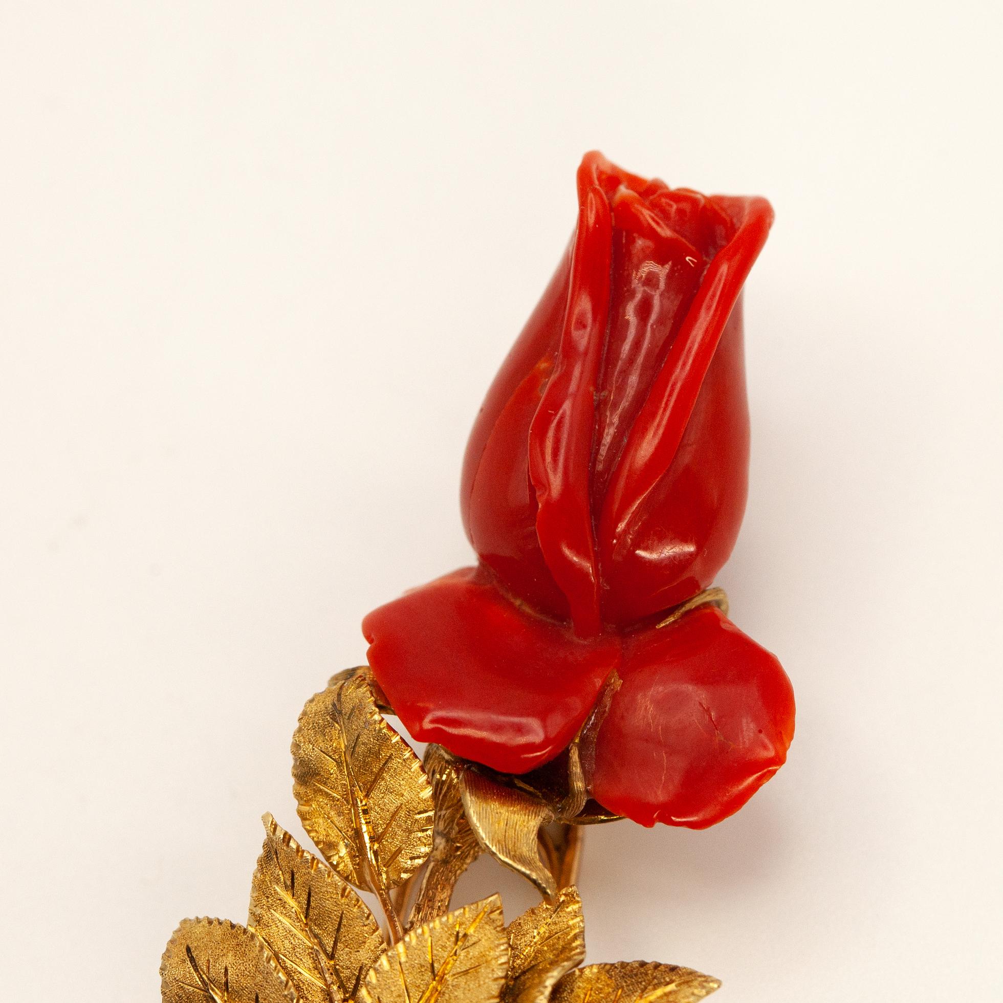 Women's or Men's 1970s M. Buccellati 18K Yellow Gold Red Coral Rose Brooch