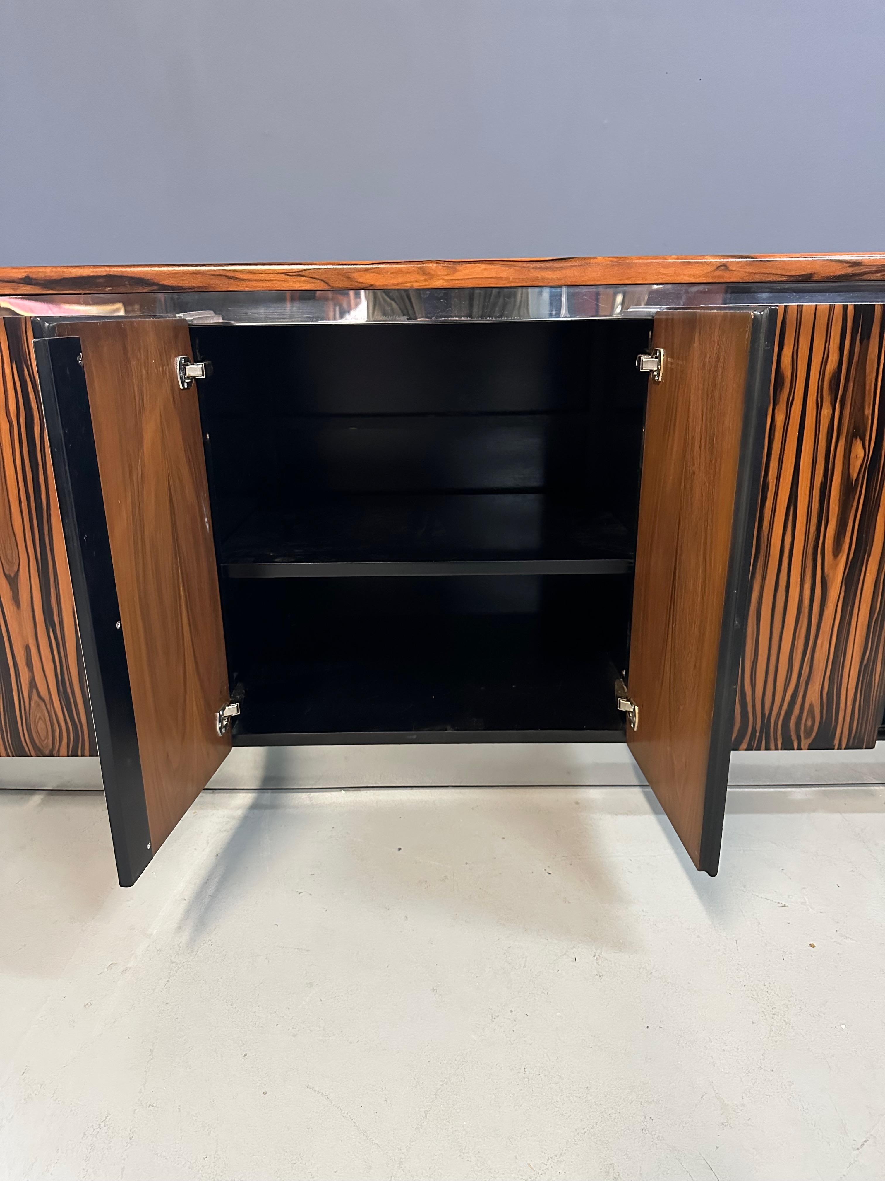 Crédence en ébène de Macassar des années 1970 par Milo Baughman pour John Stuart Mid Century en vente 3