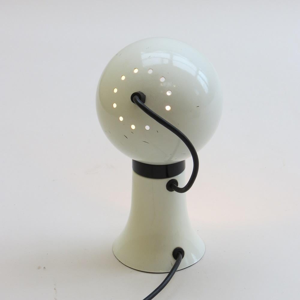 1970s Magna Spot Lamp by The Modern Lighting Co White Spot Midcentury White Des In Good Condition In Stow on the Wold, GB