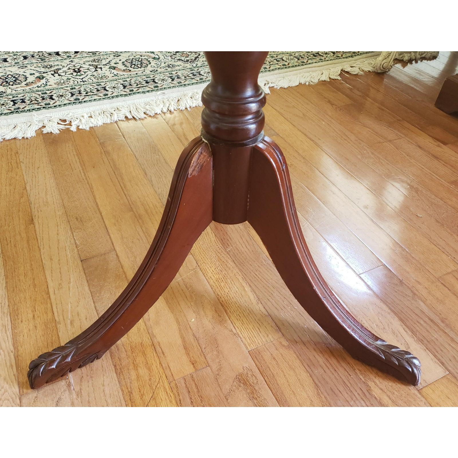 Varnished 1970s Mahogany Twisted Edge Occasional Center Table