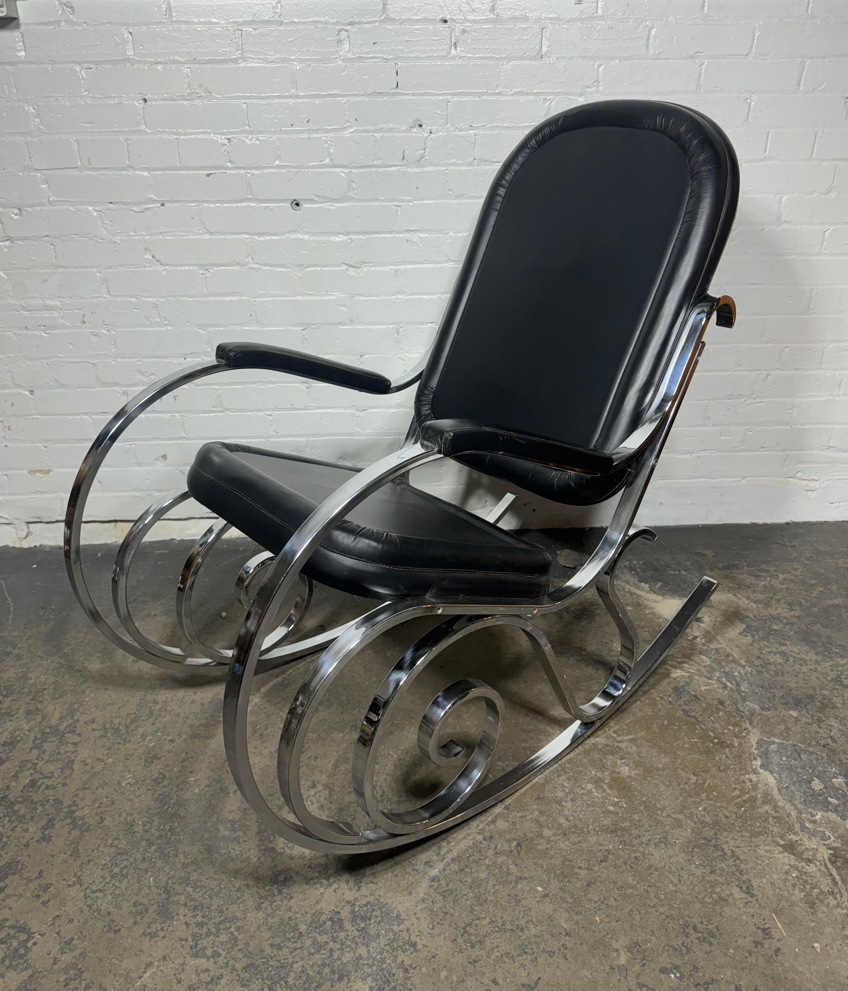 1970's Maison Jansen Chrome Hollywood Regency Rocking Chair In Good Condition In Buffalo, NY