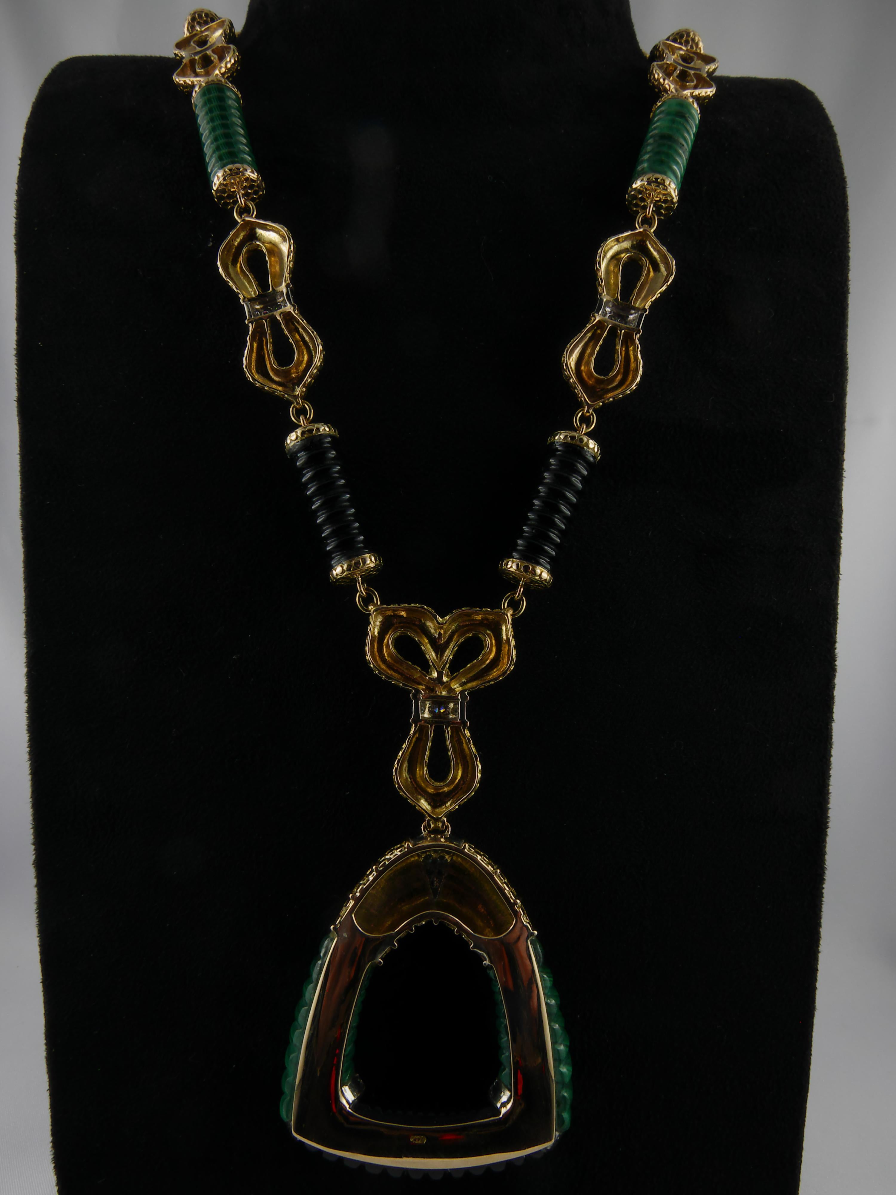1970s Malachite Onyx Gold Diamond Necklace In Good Condition In Torino, IT