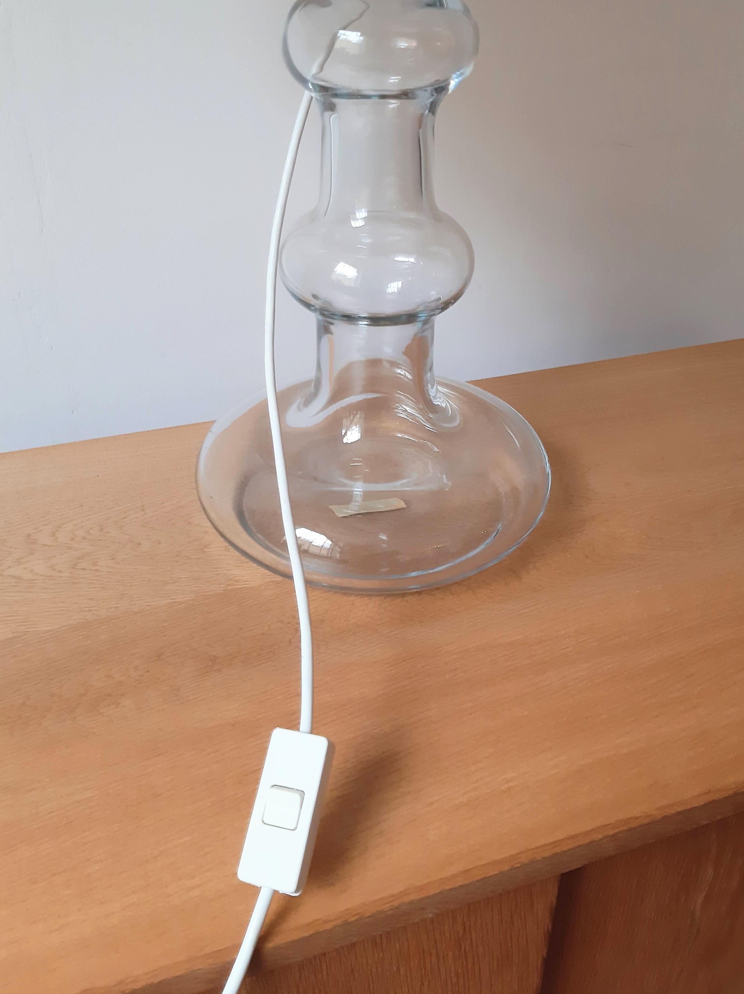 Lámpara de sobremesa de cristal transparente 