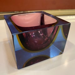 Cendrier moderniste rose et violet Sommerso Murano des années 1970 de Mandruzzato