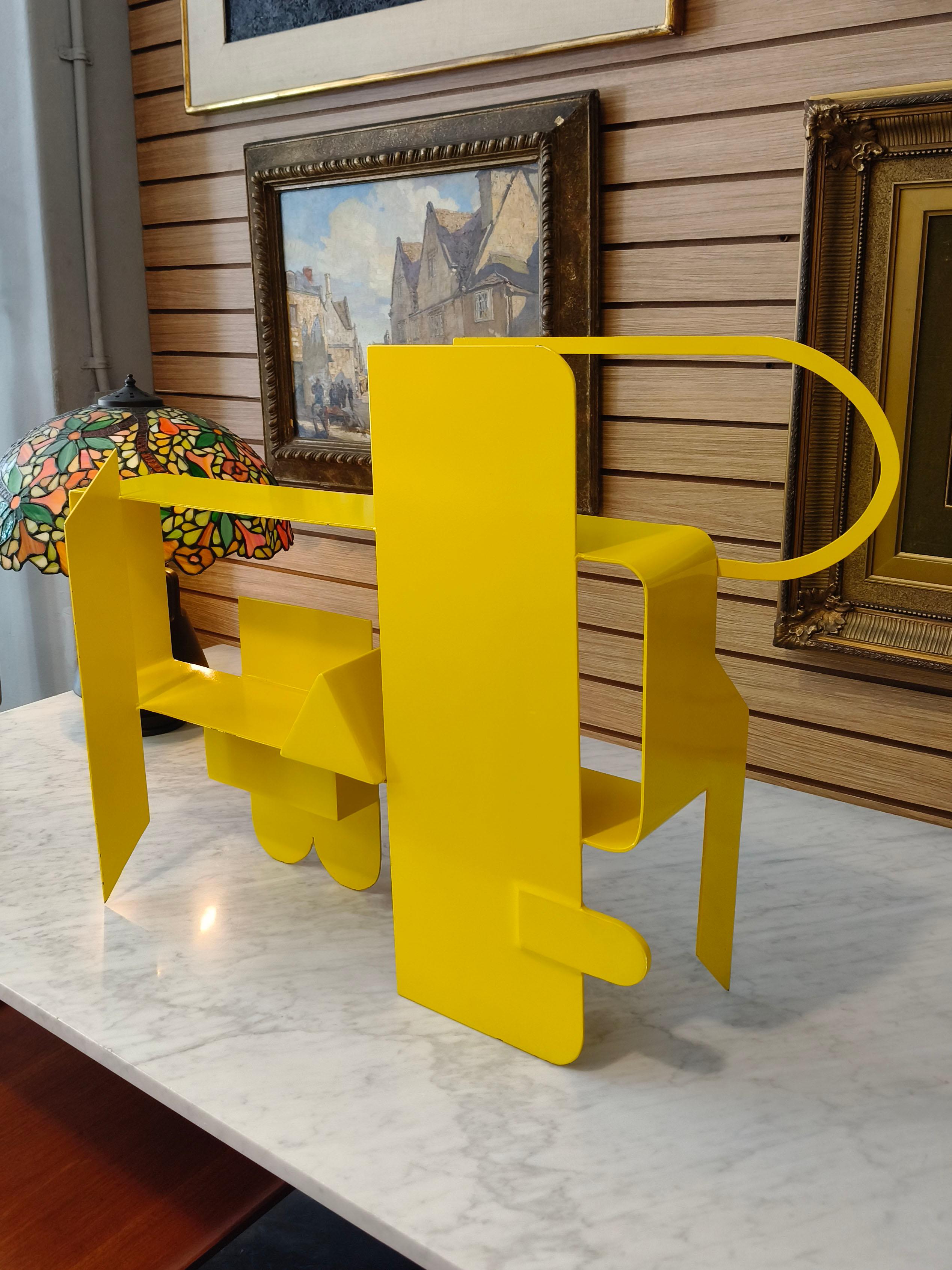 Mexicain 1970 Manuel Felguérez Série Máquina Estética Sculpture en fer laqué jaune en vente