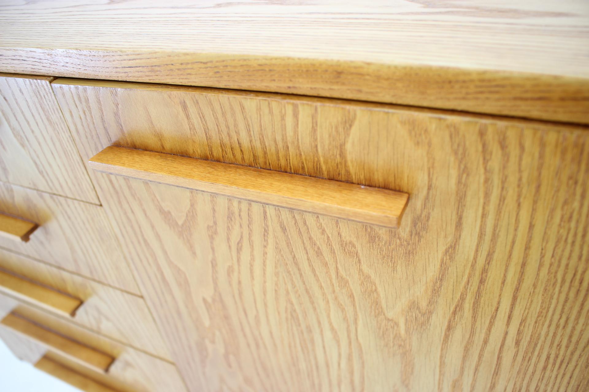 1970s Maple Cabinet or Chest Of Drawers, Czechoslovakia For Sale 7