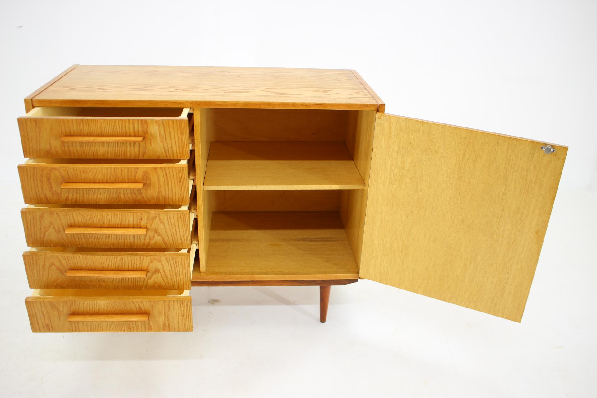1970s Maple Cabinet or Chest Of Drawers, Czechoslovakia For Sale 3