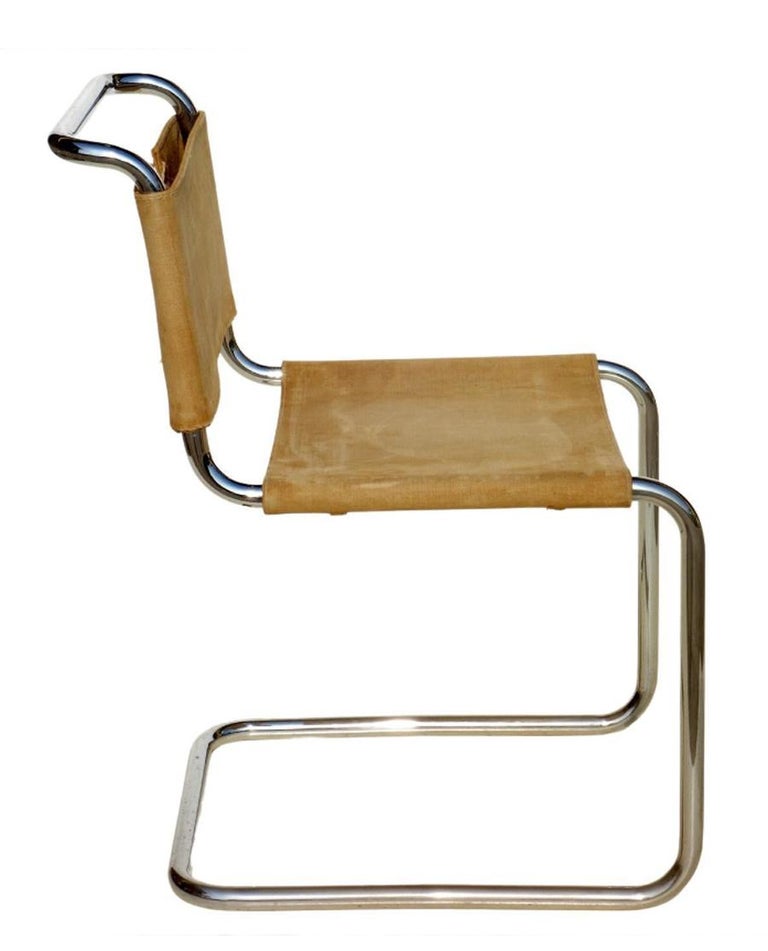 Marcel Breuer
B33 chairs, pair
Knoll International
Italy / USA, c. 1970

Chrome-plated steel
Fabric Seat

Ufficio Tecnico 1971
Ufficio Tecnico, Knoll International's in-house team of engineers and designers, introduced the award-winning