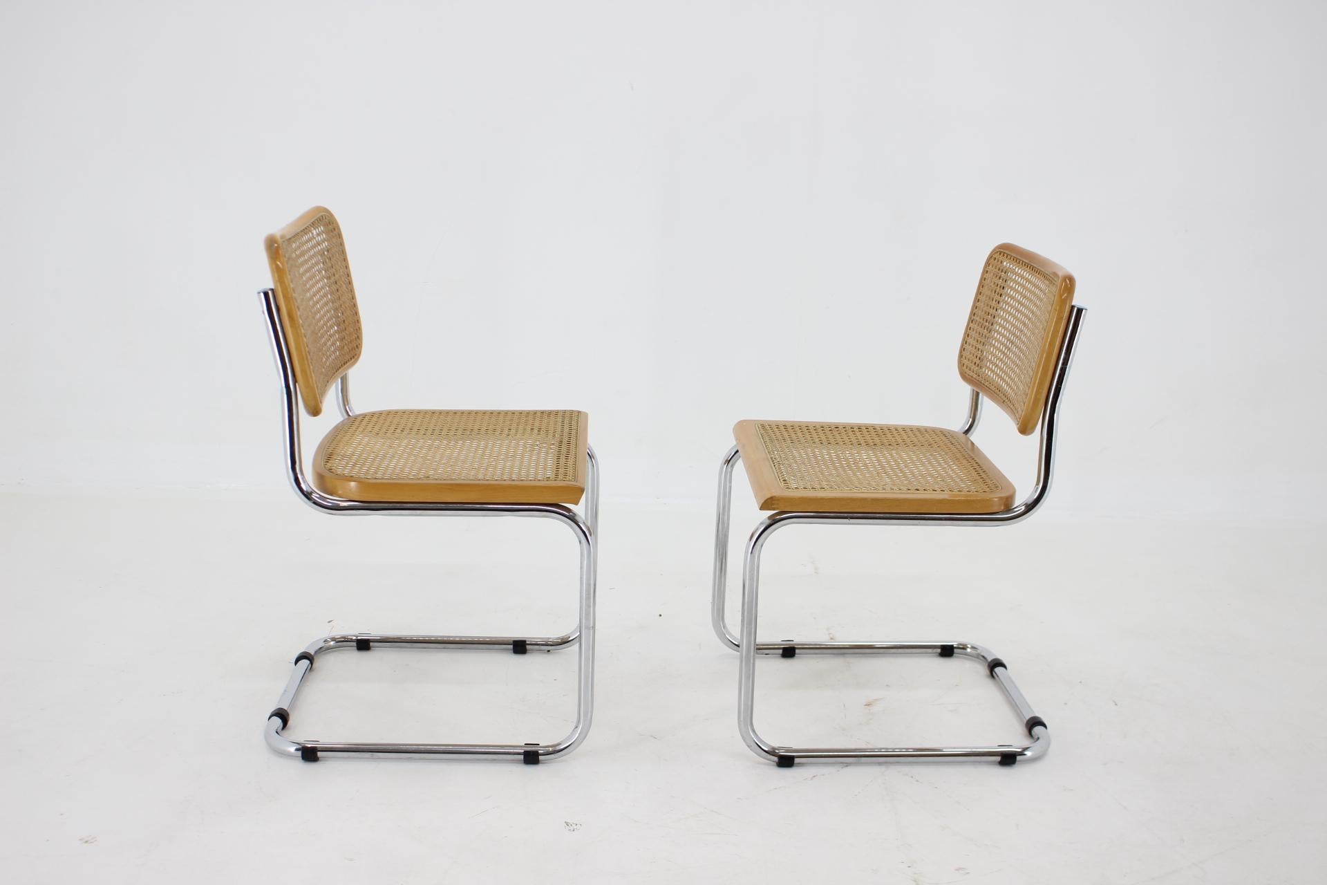 - Good original condition with minor signs of use.
- The caned string seats are in good original condition.
- The chrome plated parts in good condition with some signs of use. 
- Height of seat 45 cm.