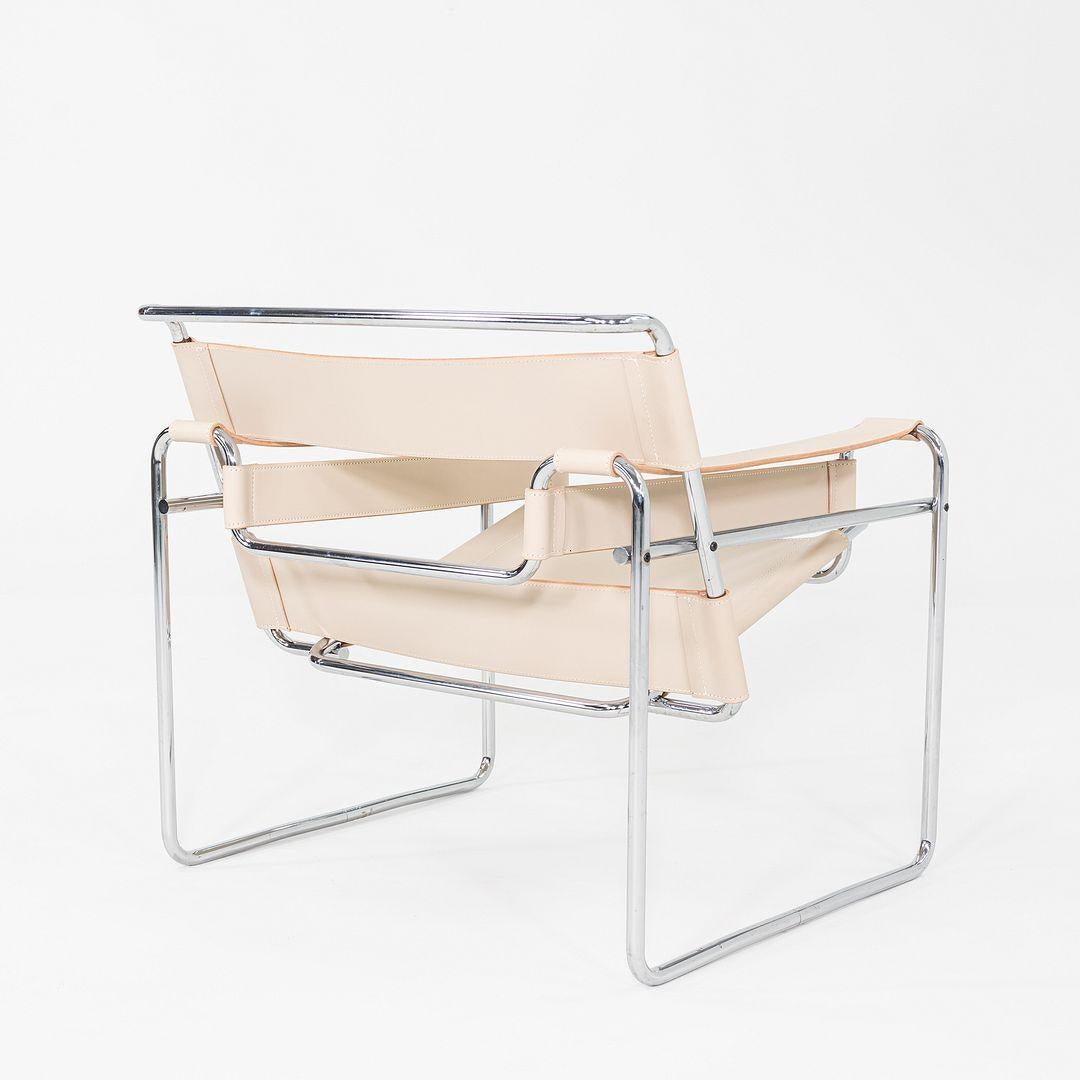 1970s Marcel Breuer for Knoll / Gavina Wassily Lounge Chair in New Cream Leather (Chaise longue Marcel Breuer pour Knoll / Gavina Wassily en cuir crème neuf) Bon état - En vente à Philadelphia, PA