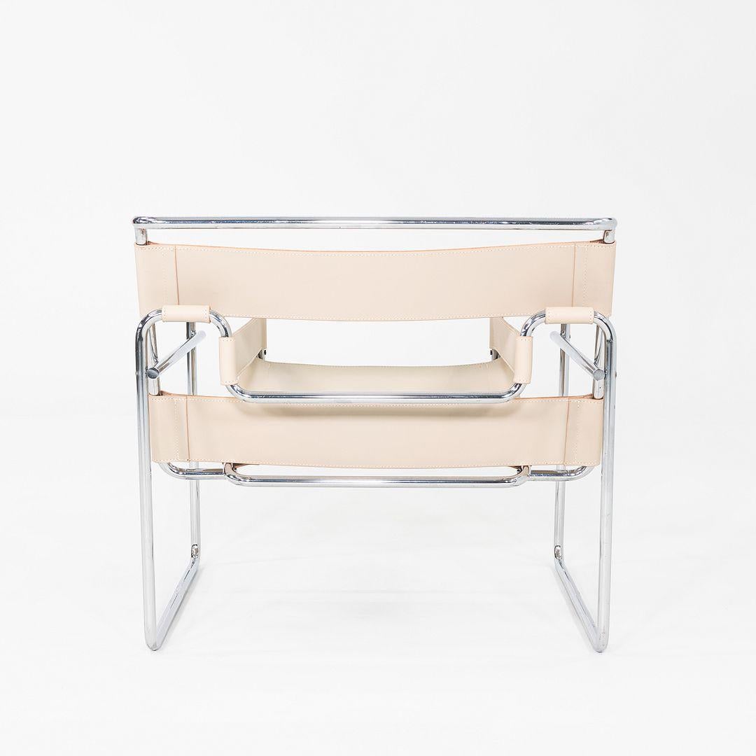 Fin du 20e siècle 1970s Marcel Breuer for Knoll / Gavina Wassily Lounge Chair in New Cream Leather (Chaise longue Marcel Breuer pour Knoll / Gavina Wassily en cuir crème neuf) en vente