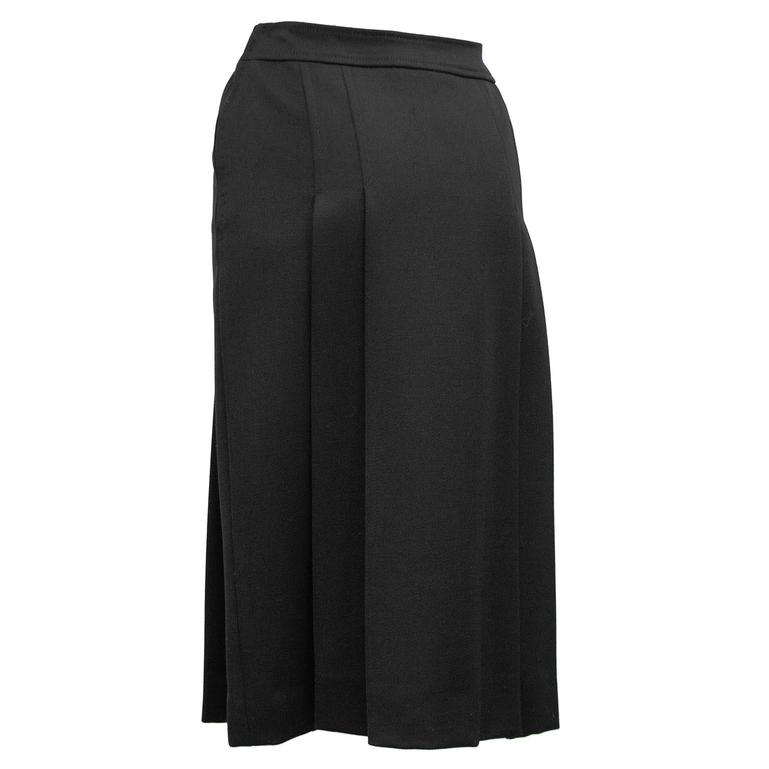 1970's Marelli Black Wool Gabardine Pleated Skirt In Good Condition For Sale In Toronto, Ontario