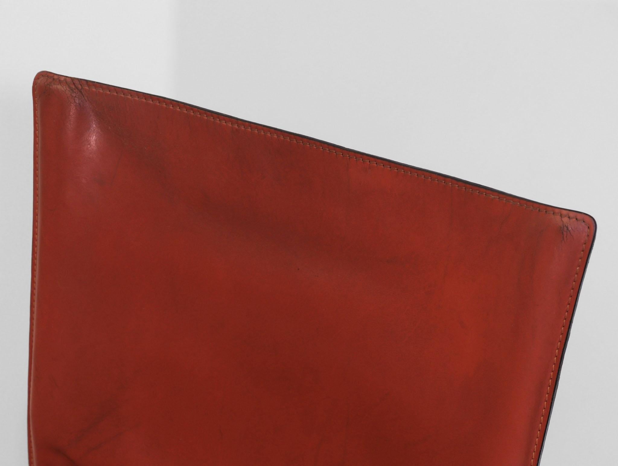 1970er Mario Bellini für Cassina Satz von sechs Sattelleder Kabinenstühlen Model No. 412 im Angebot 3