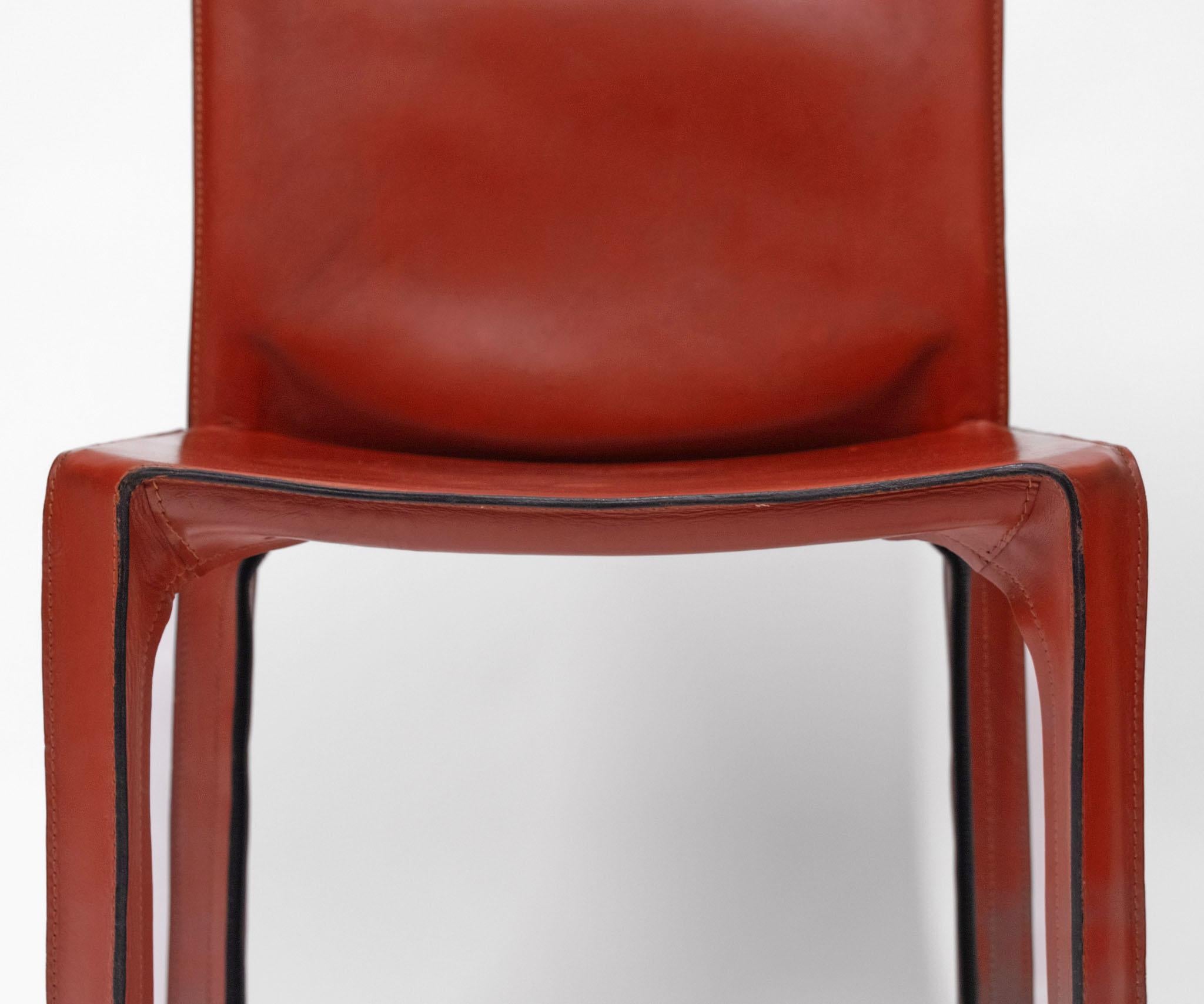 1970er Mario Bellini für Cassina Satz von sechs Sattelleder Kabinenstühlen Model No. 412 (Moderne der Mitte des Jahrhunderts) im Angebot