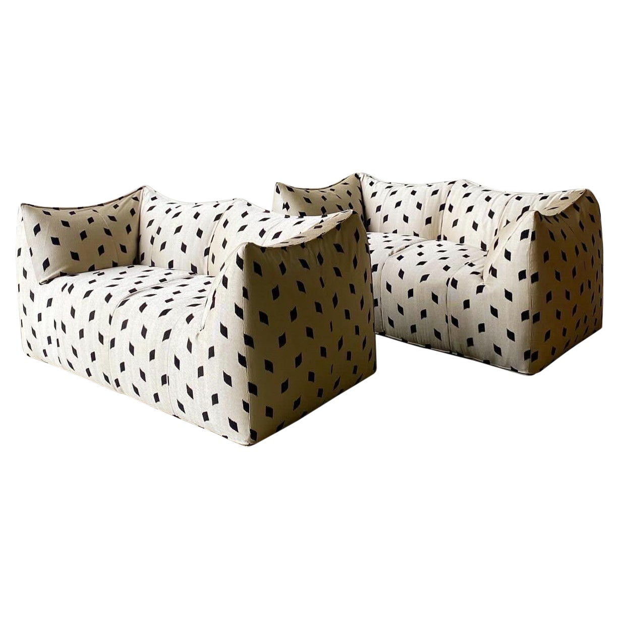 1970er Mario Bellini Le Bambole Zweisitzige Sofas, ein Paar von B&B Italia
