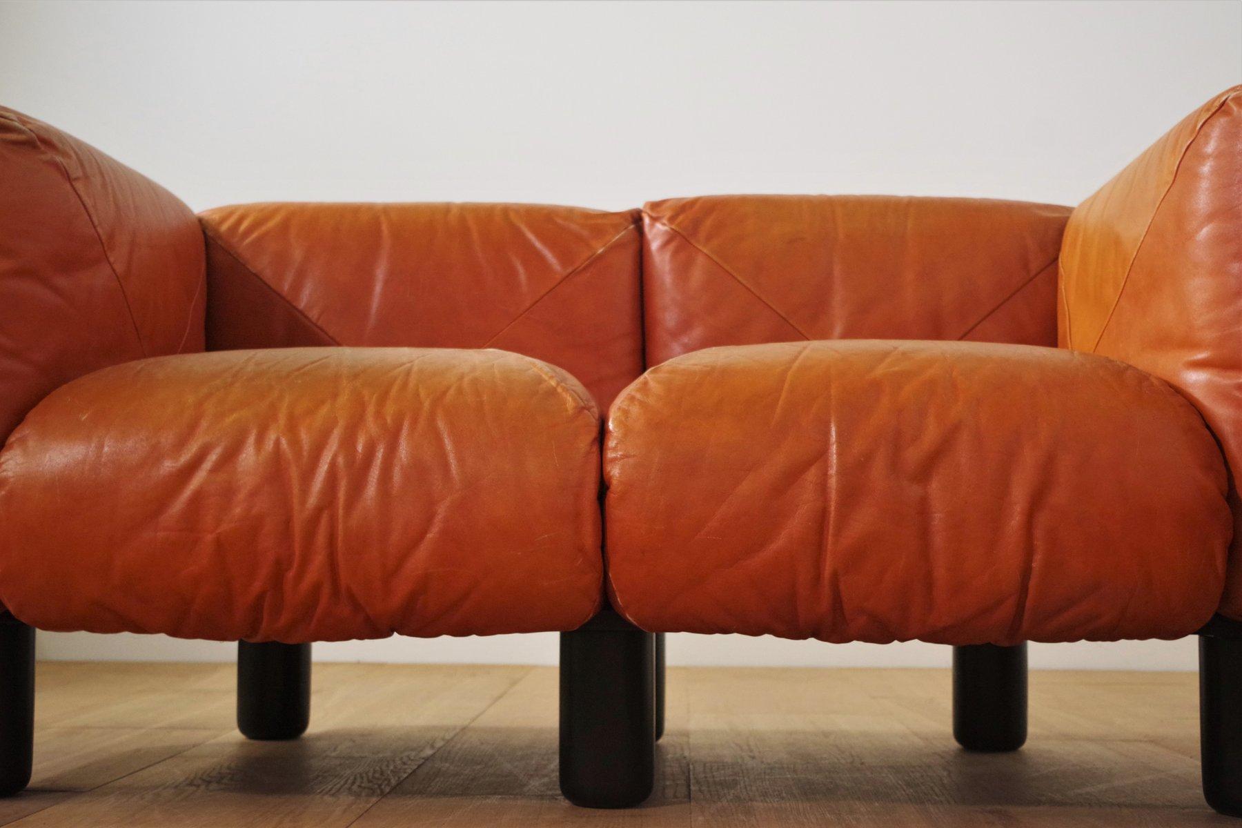 1970s Marius & Marius Leather Sofa and Pouf Set by Mario Marenco for Arflex en venta 11