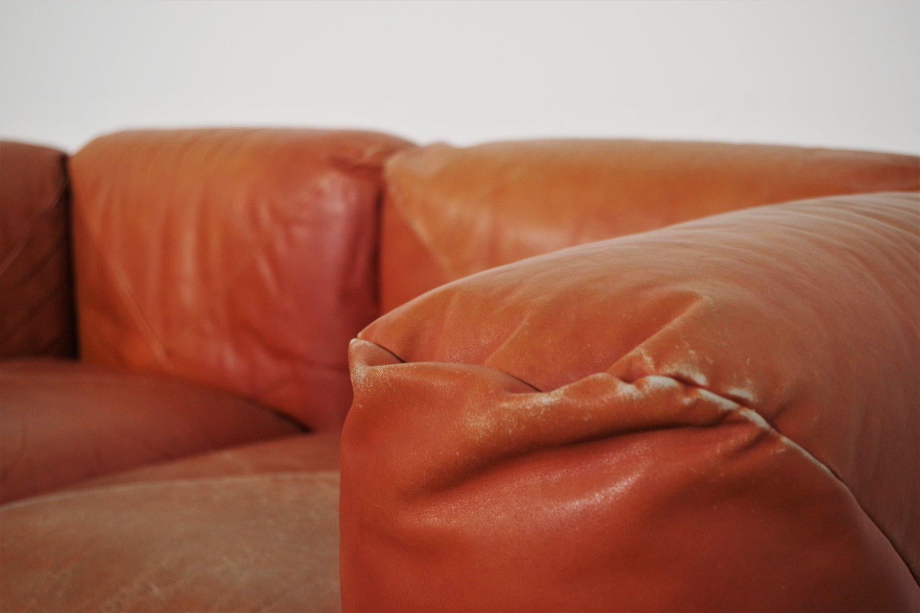 1970s Marius & Marius Leather Sofa and Pouf Set by Mario Marenco for Arflex en venta 13