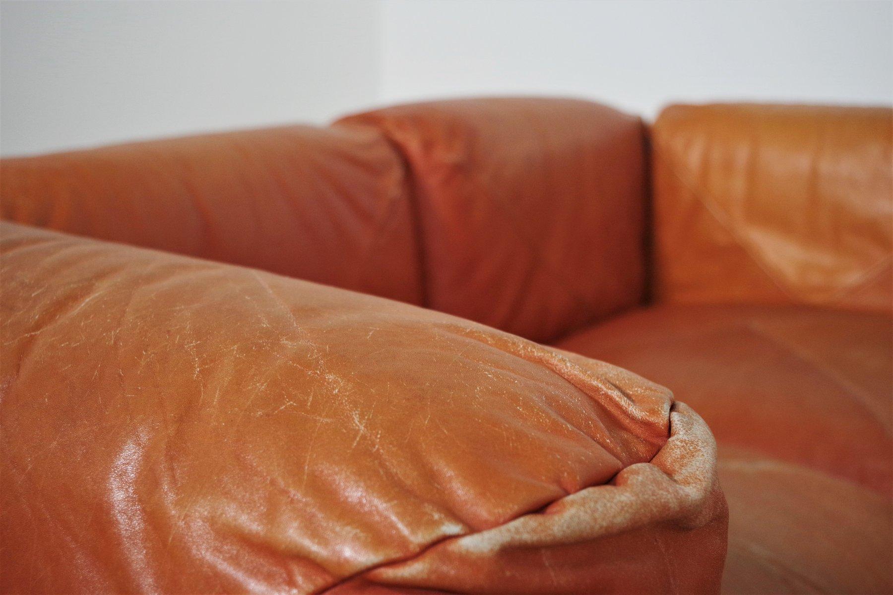 1970s Marius & Marius Leather Sofa and Pouf Set by Mario Marenco for Arflex en venta 14