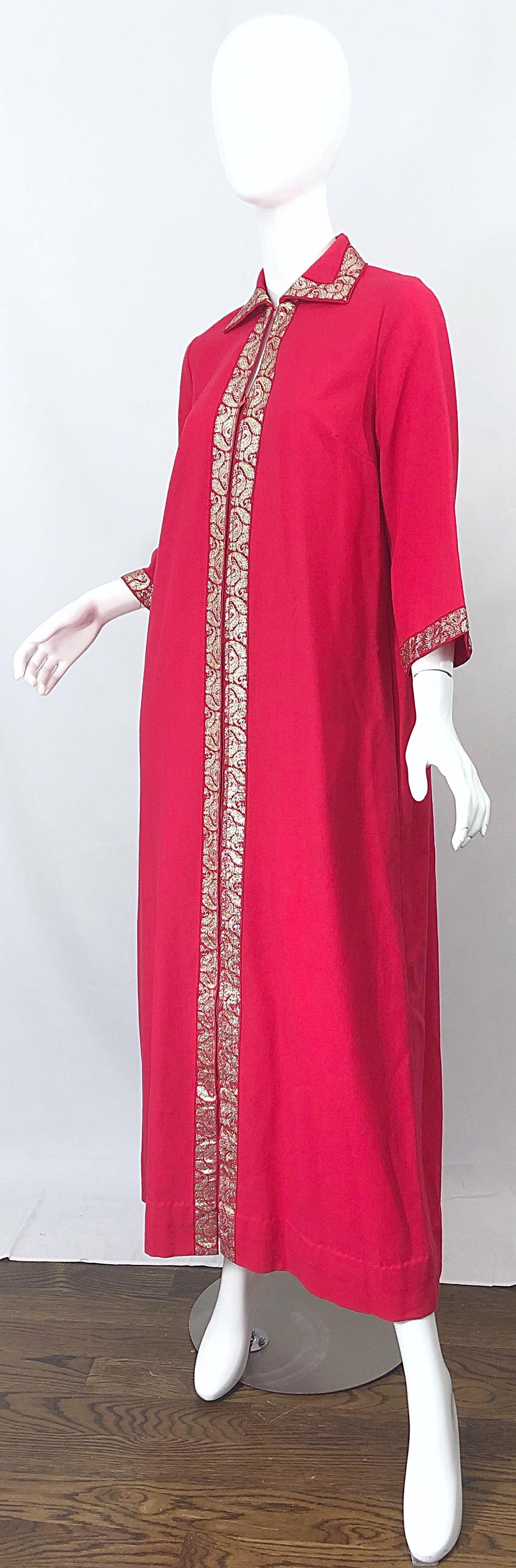 1970s Marshall Fields Raspberry Pink + Gold Vintage 70s Caftan Maxi Dress Kaftan 4