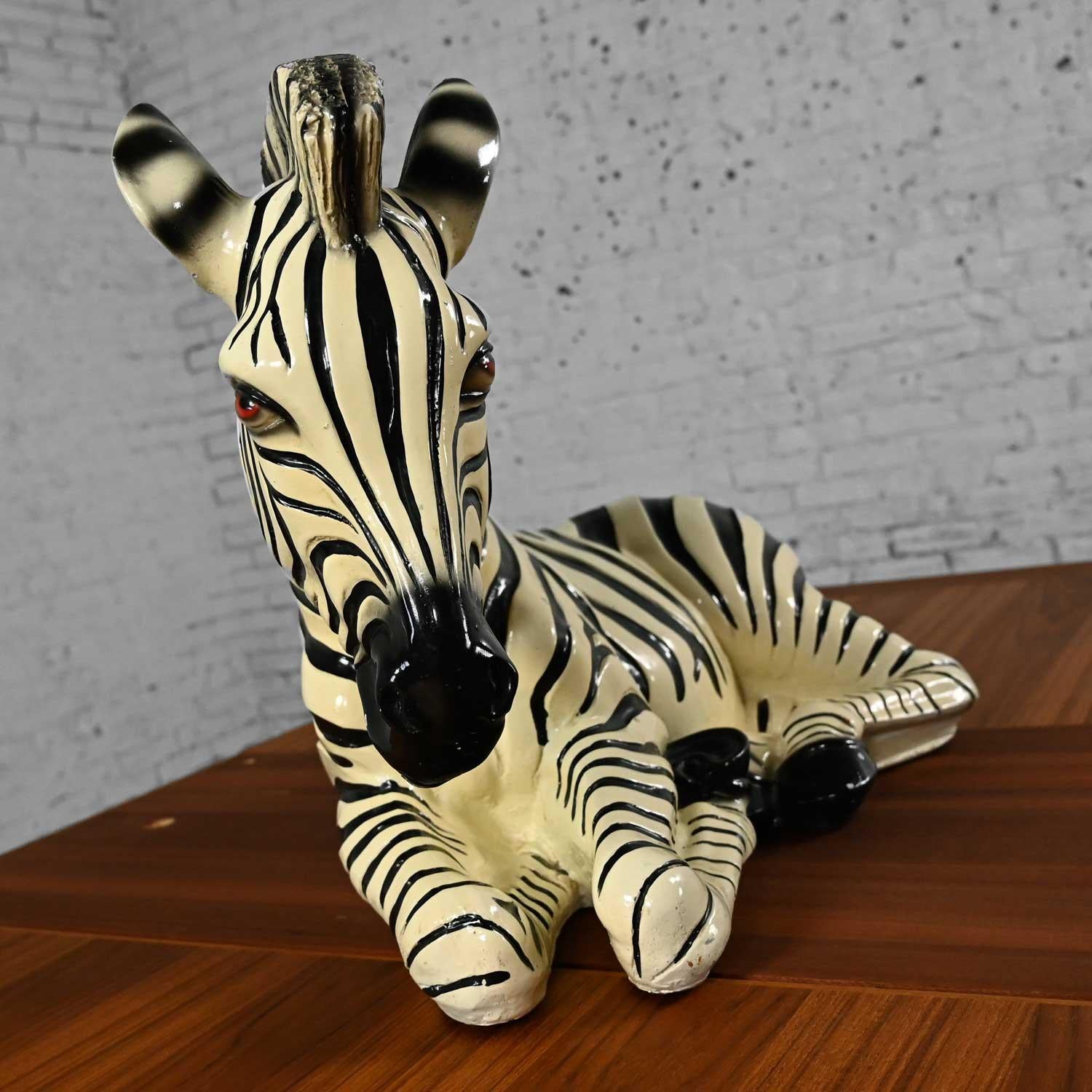 Fantastic vintage Marwal Industries large scale zebra molded resin statue or sculpture. Beautiful condition, keeping in mind that this is vintage and not new so will have signs of use and wear. There are a few nicks and marks on the finish as you