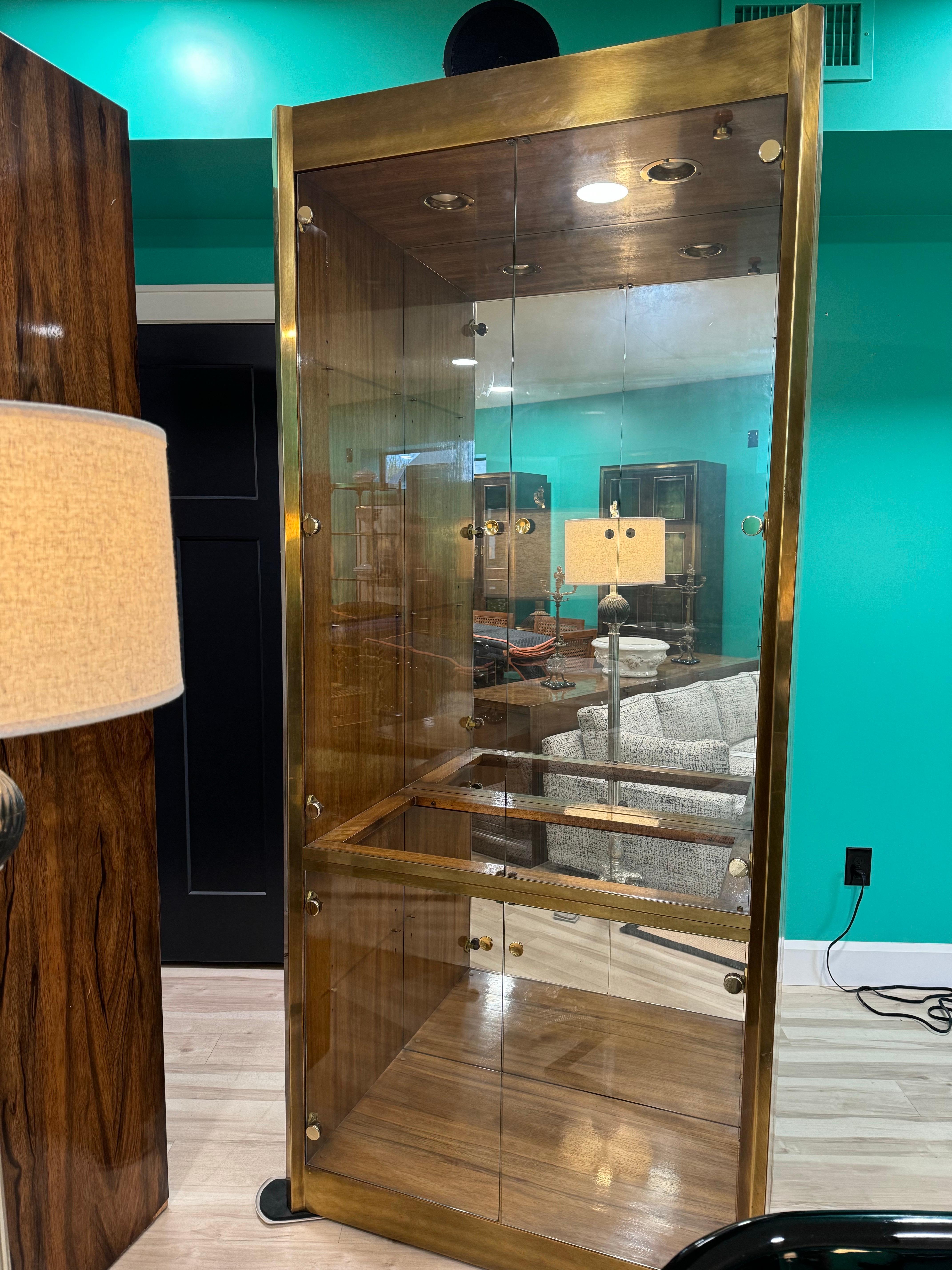 1970's Monumental Mastercraft Display Cases, set of 3 For Sale 6