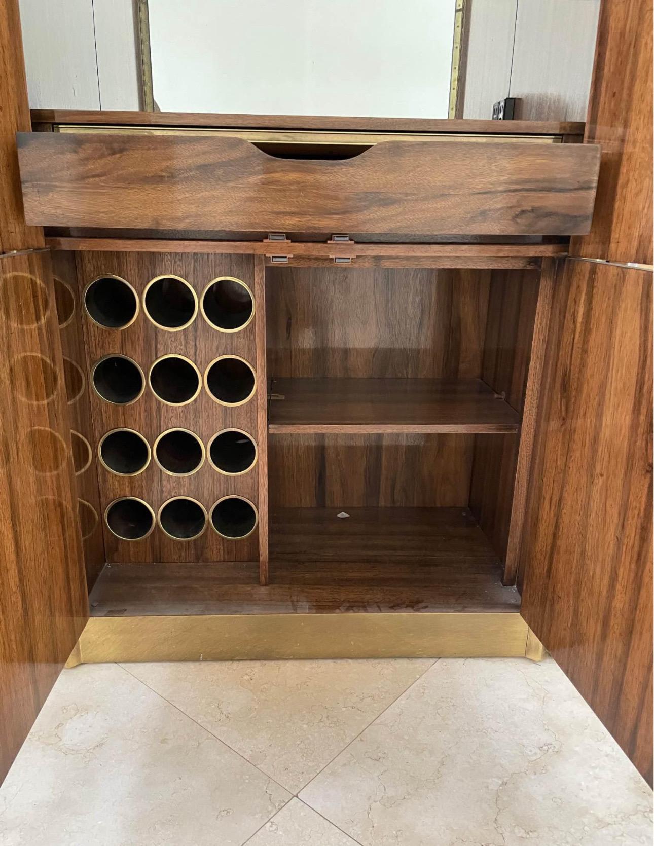 1970's Monumental Mastercraft Display Cases, set of 3 For Sale 2