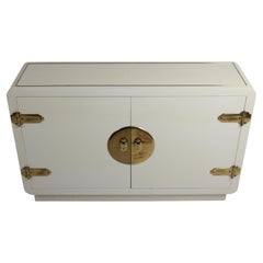1970s Mastercraft Asian Inspired Cabinet in Creme Lacquer with Brass Hardware 
