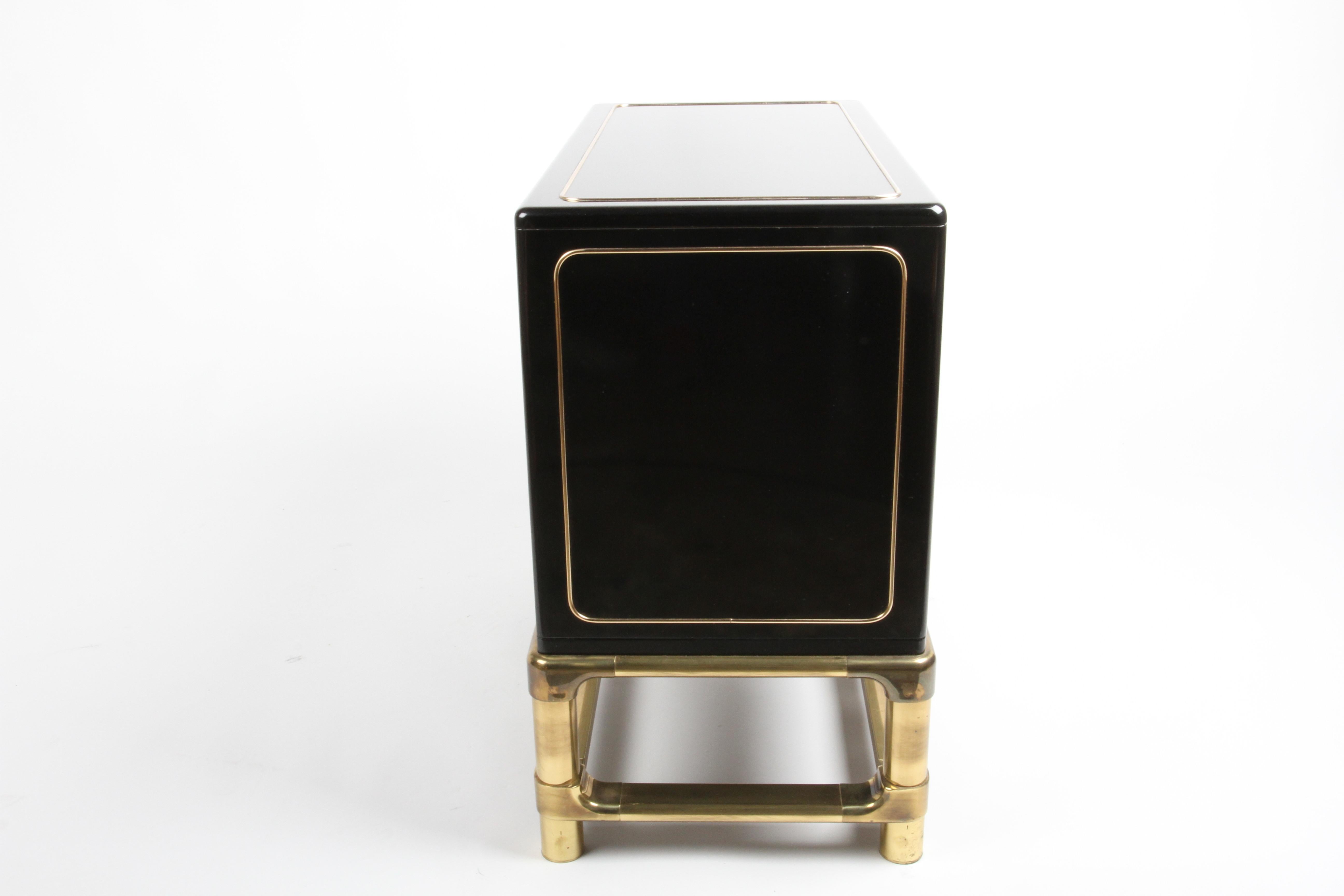 1970s Mastercraft Black Lacquer & Brass Chest of Drawers or Dresser For Sale 6