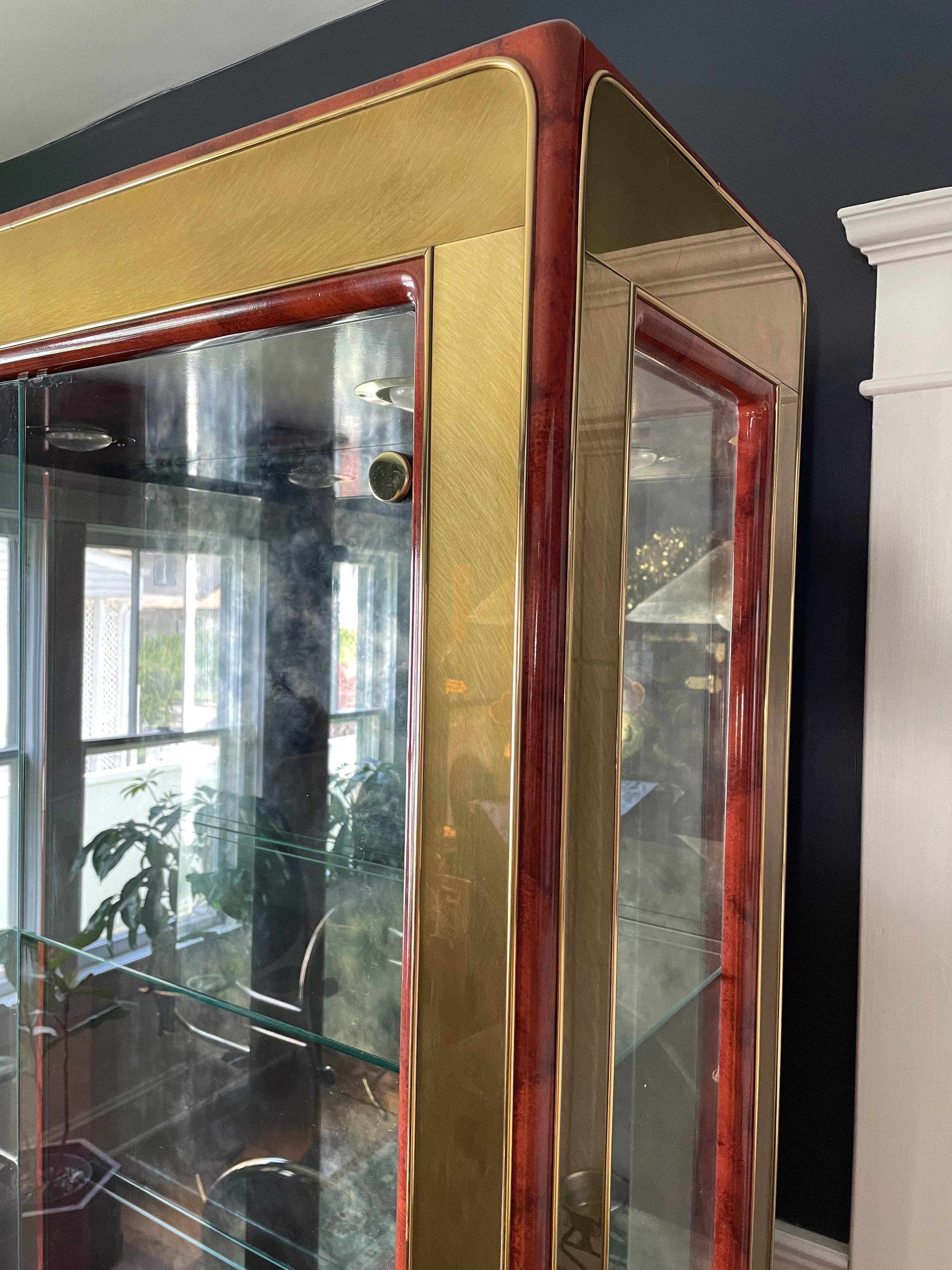 1970s Mastercraft Modern Tortoise Lacquered & Brass Curio Display Cabinets - a P 4