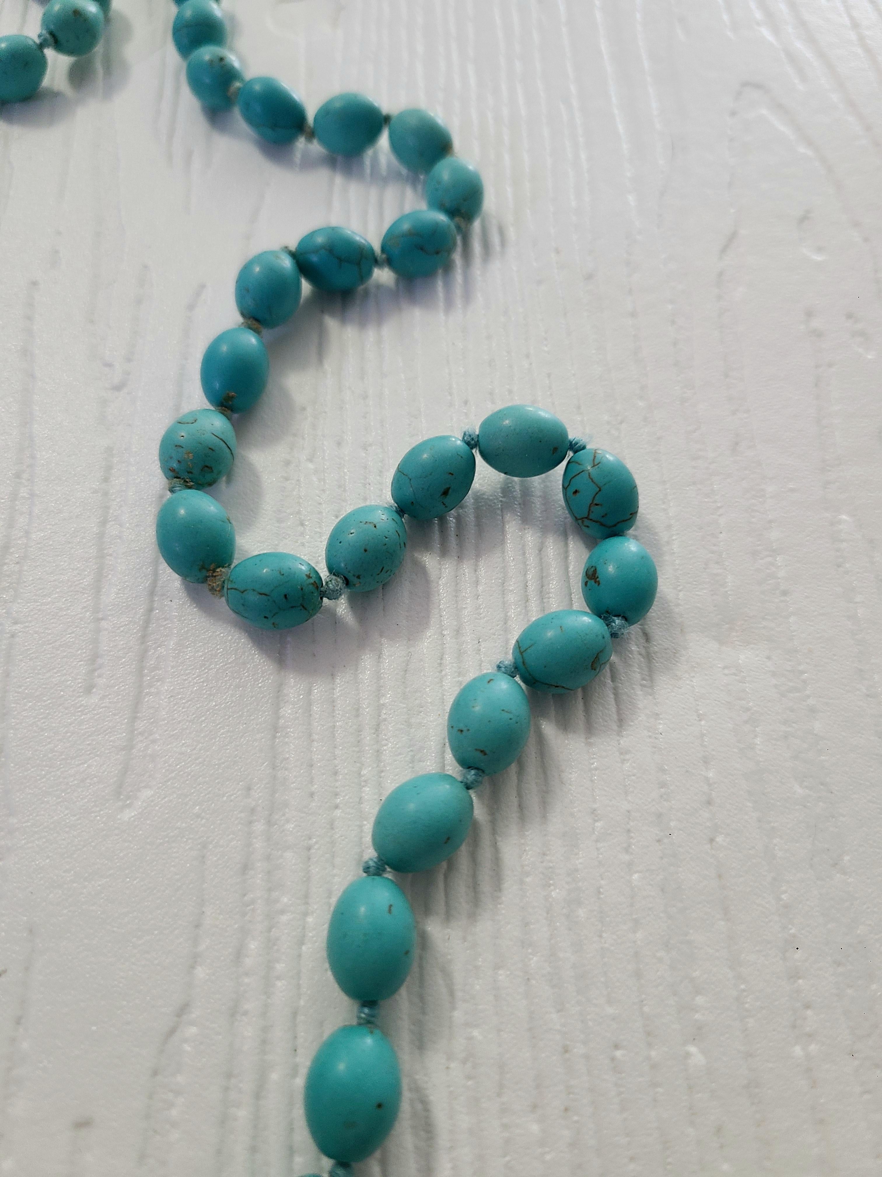 Oval Cut 1970s Matte Robin's Egg Blue Turquoise Oval Bead Necklace For Sale