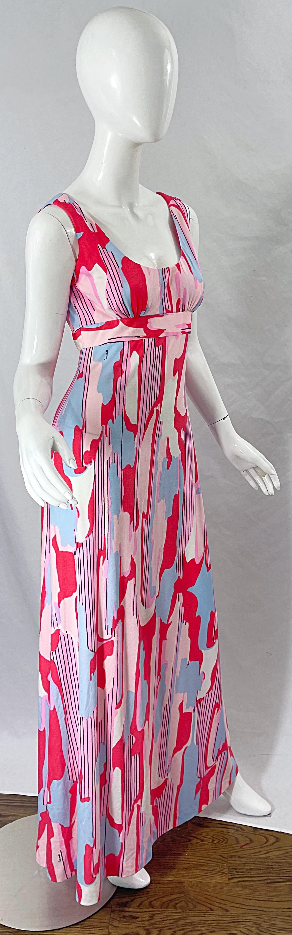 1970s Maurice Signed Abstract Print Pink Blue Coral Knit Jersey 70s Maxi Dress For Sale 3