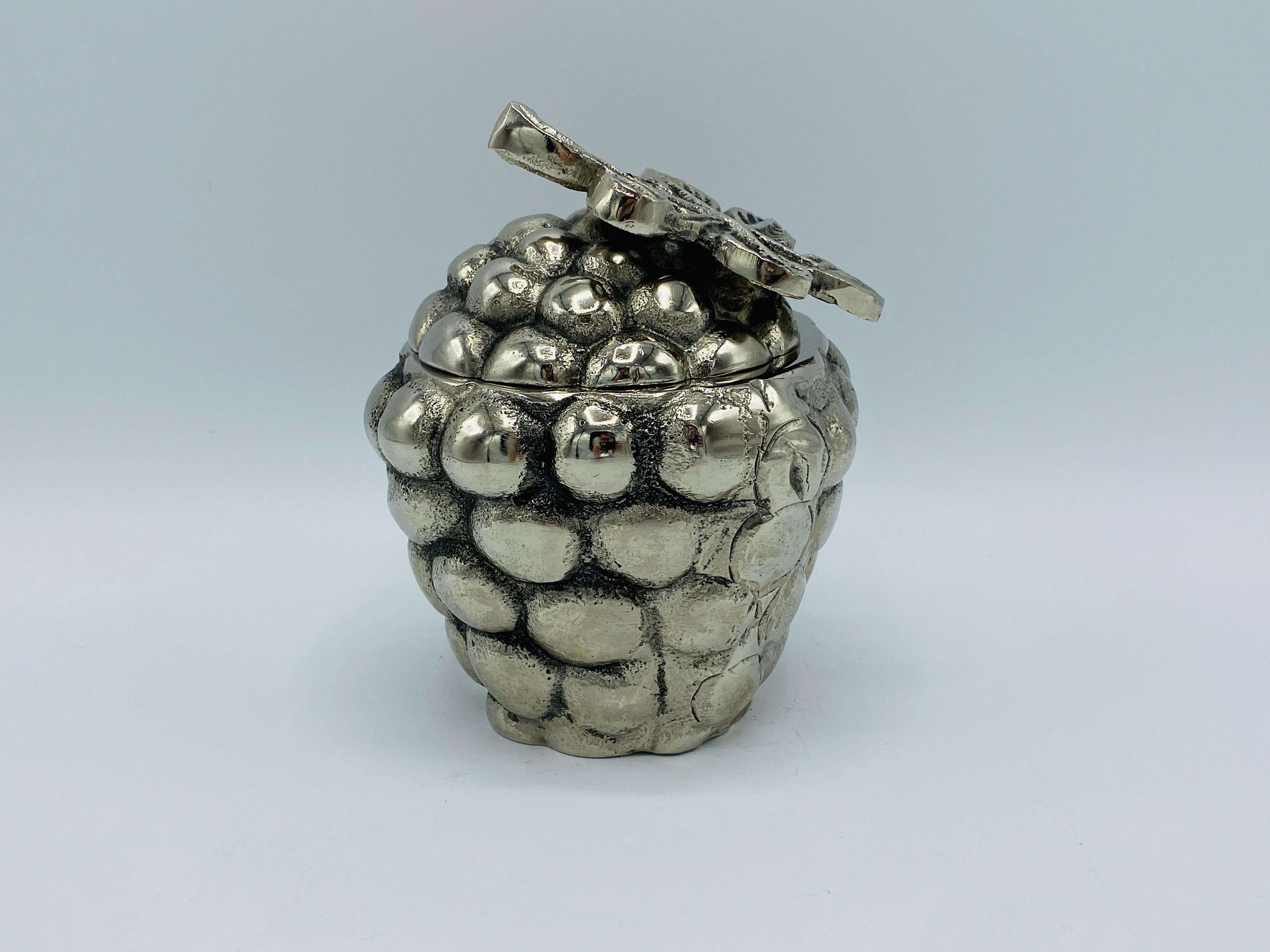 Modern 1970s Mauro Manetti Style Silvered Metal Sculptural Grape Cluster Box For Sale