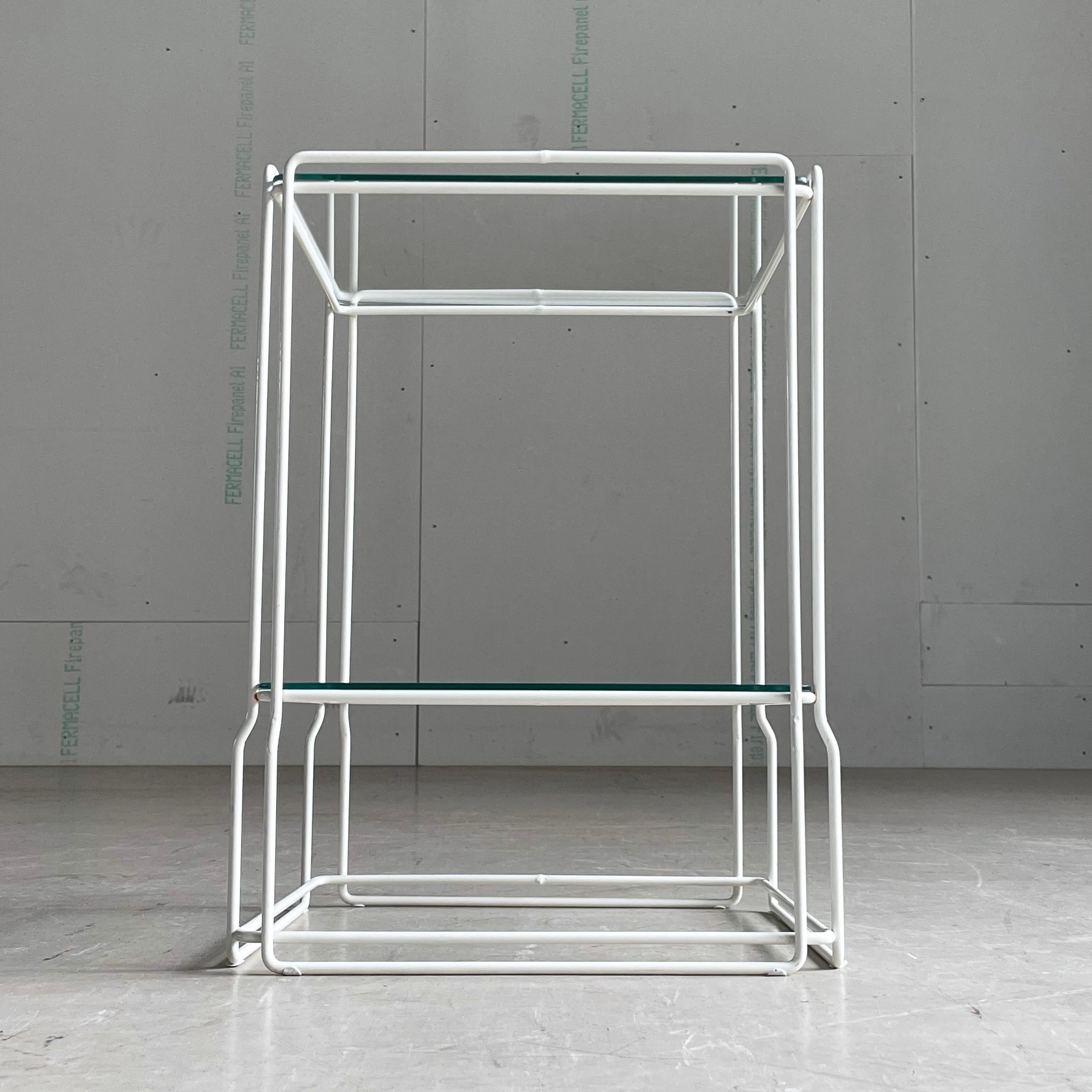 Français Table d'appoint 'ISOCELE' de Max Sauze des années 1970 - Atrow en vente