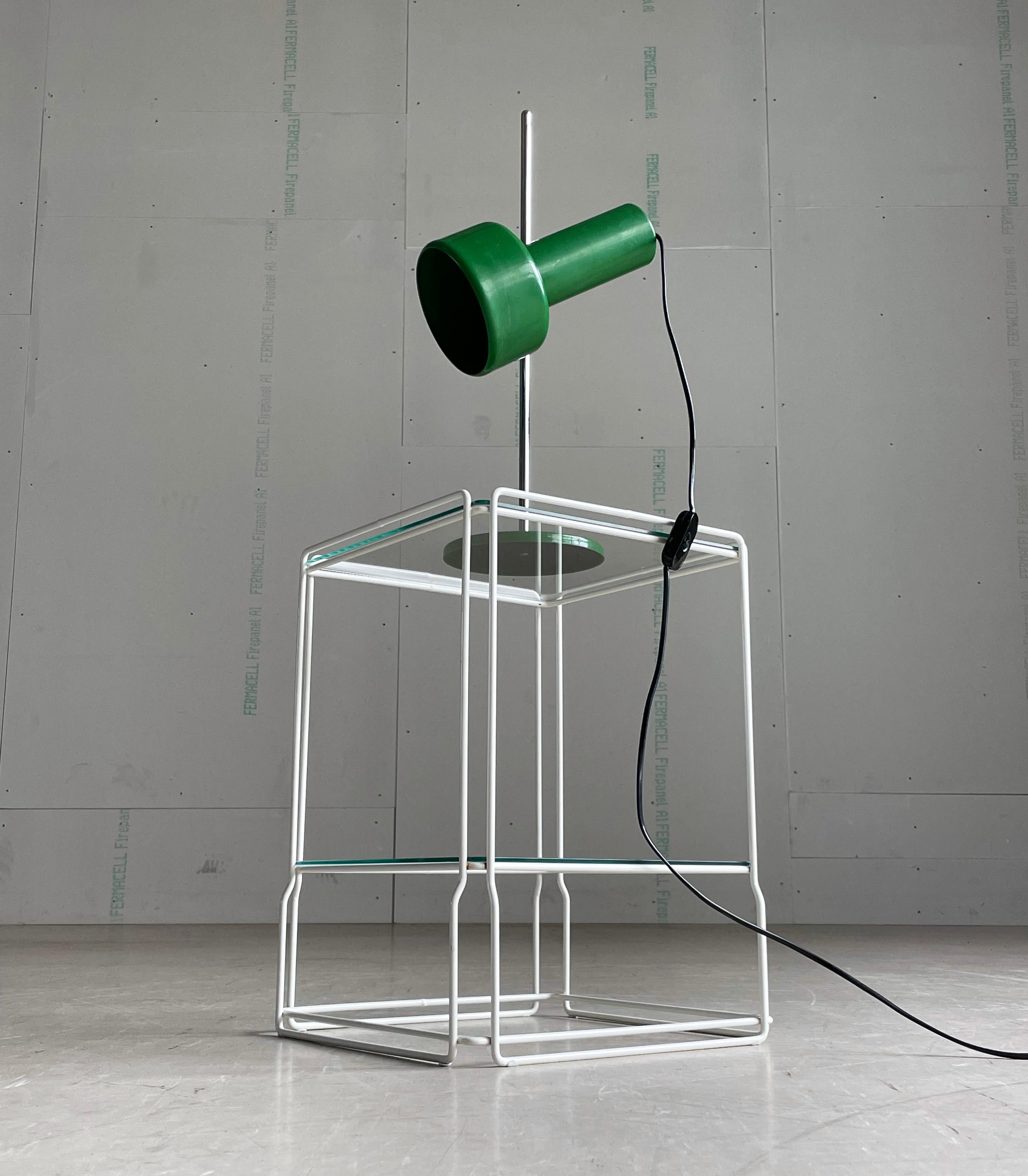 Table d'appoint 'ISOCELE' de Max Sauze des années 1970 - Atrow en vente 1