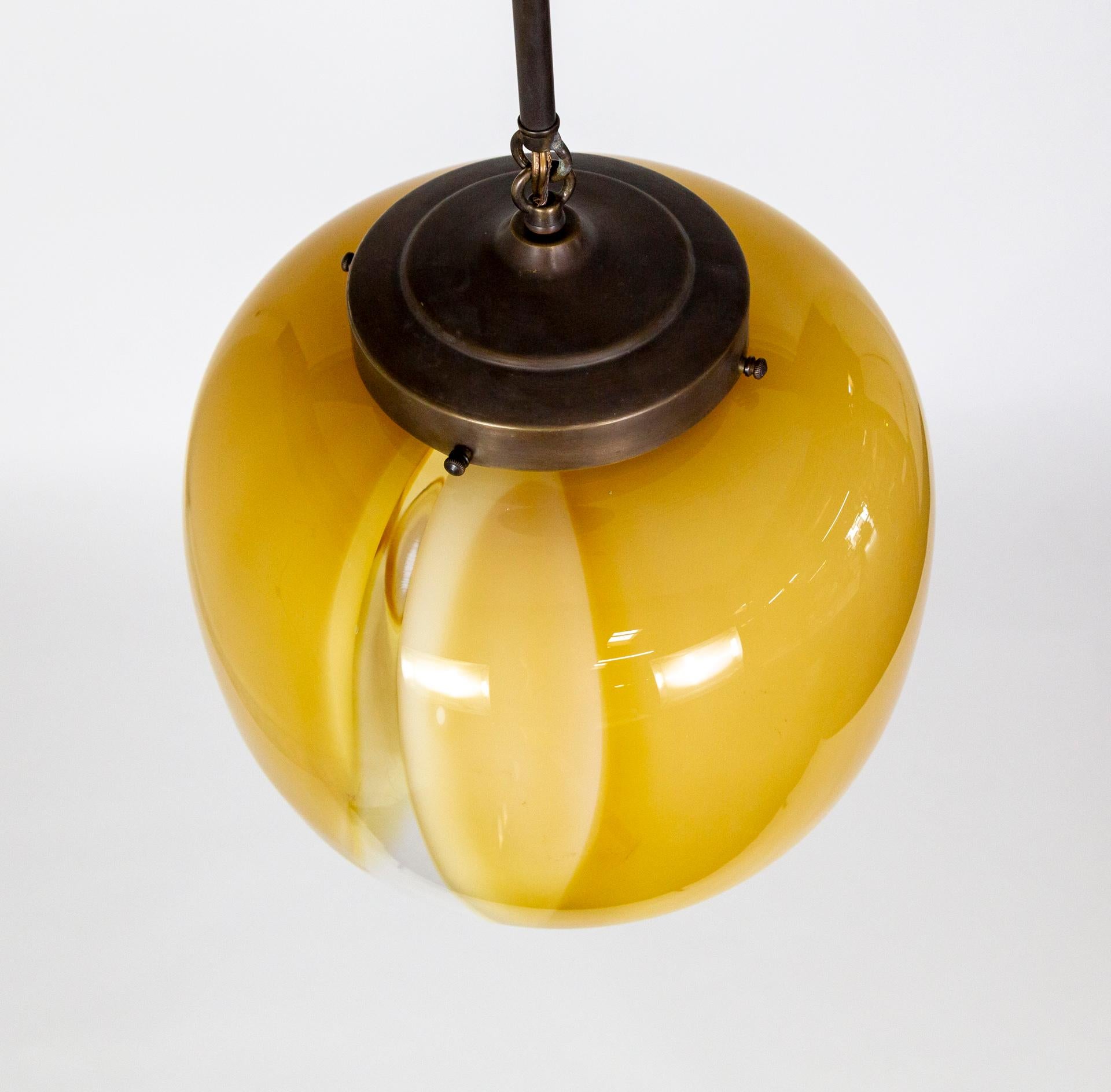 1970s Mazzega Murano Butterscotch Glass Pendant Light For Sale 1
