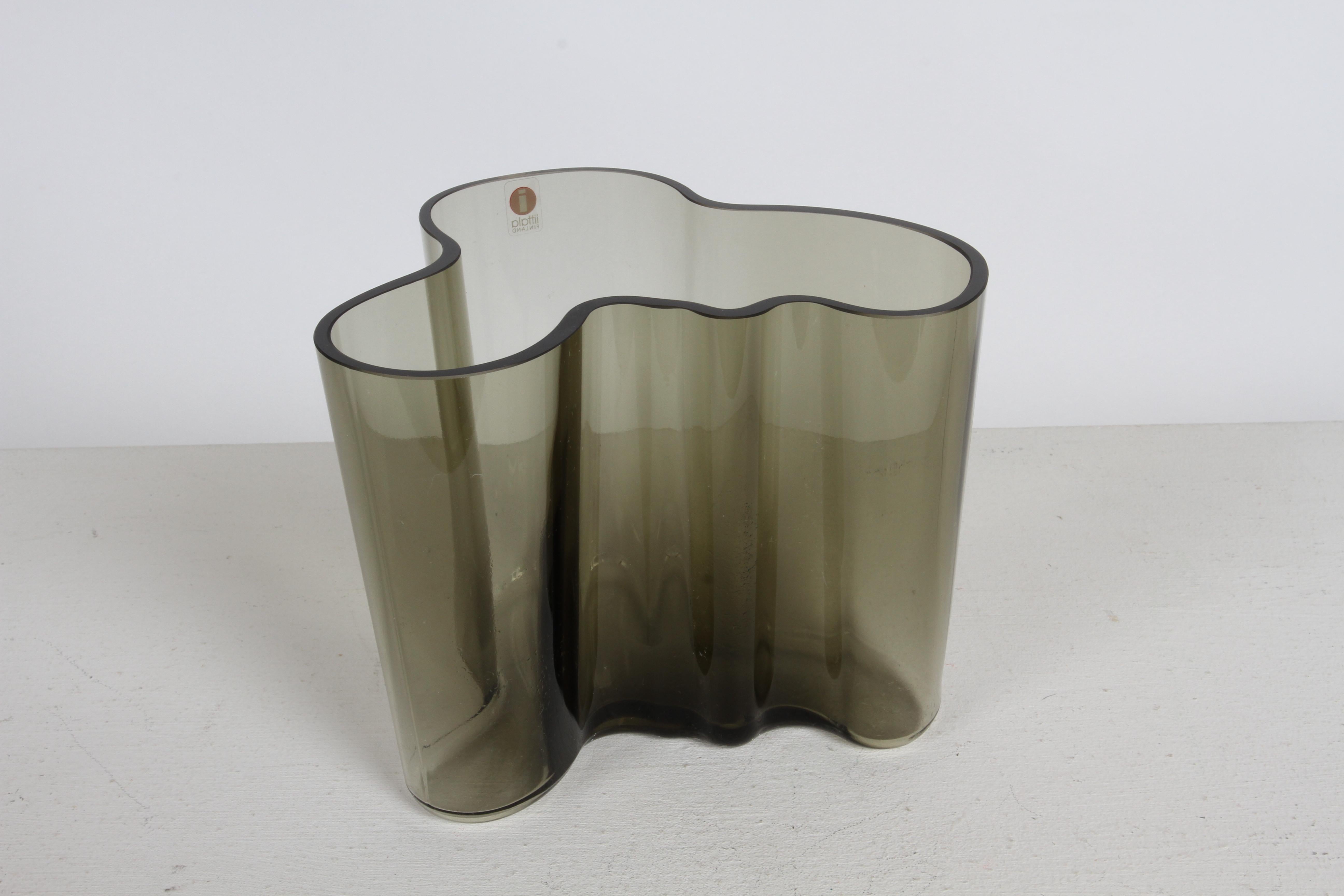 Blown Glass 1970s MCM Alvar Aalto Savoy Vase 3030 in Smoke Gray Glass by Iittala Finland For Sale