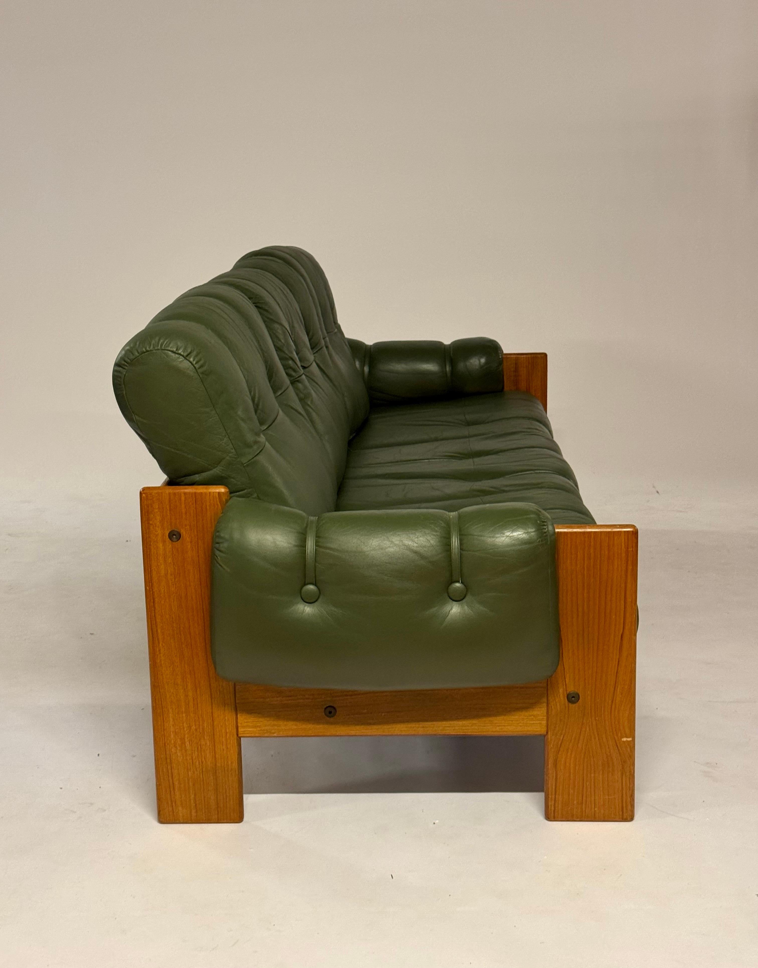 1970s MCM Green Tufted Leather 3 Seat Sofa by Kalustekiila Finland & Teak Frame 9