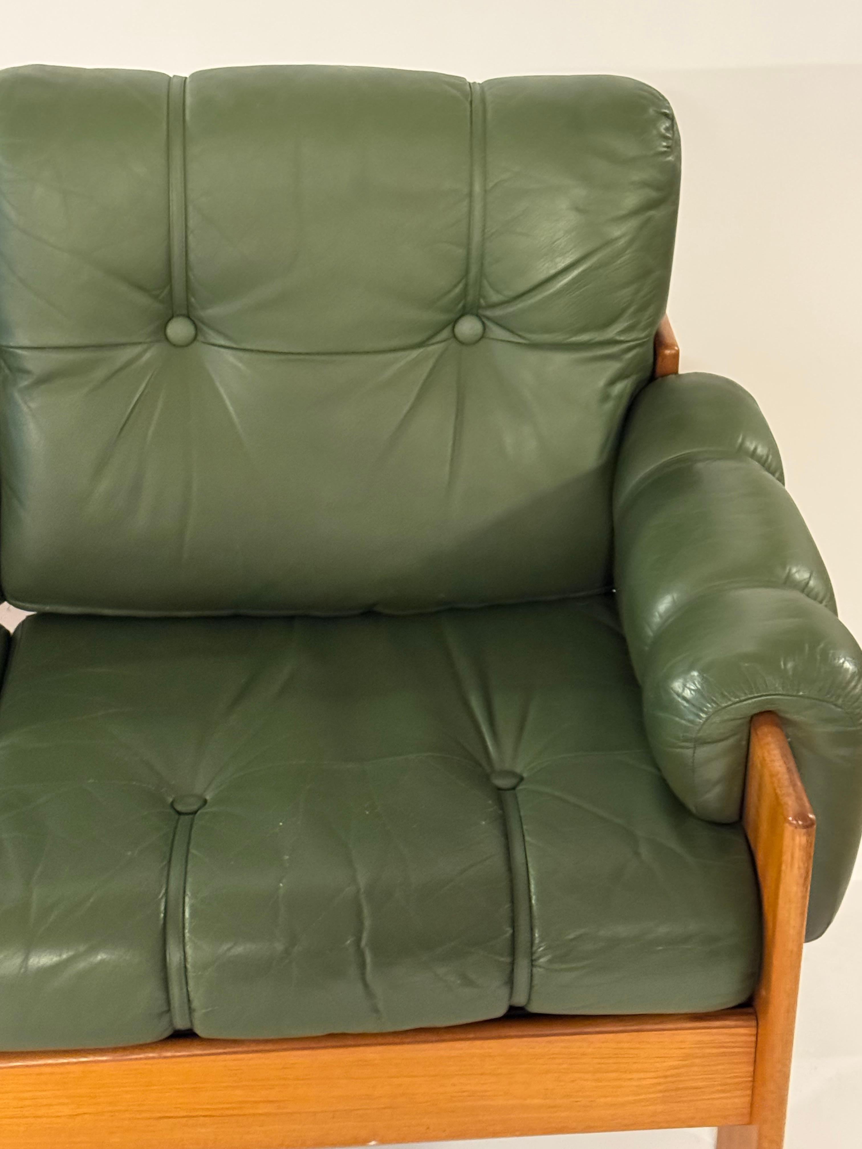 Finnish 1970s MCM Green Tufted Leather 3 Seat Sofa by Kalustekiila Finland & Teak Frame