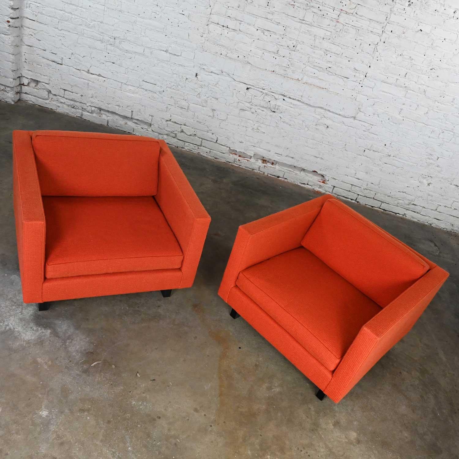 1970s Mcm to Modern Harvey Probber Club Chairs Orange 1571 Tuxedo Sleigh Bases In Good Condition For Sale In Topeka, KS