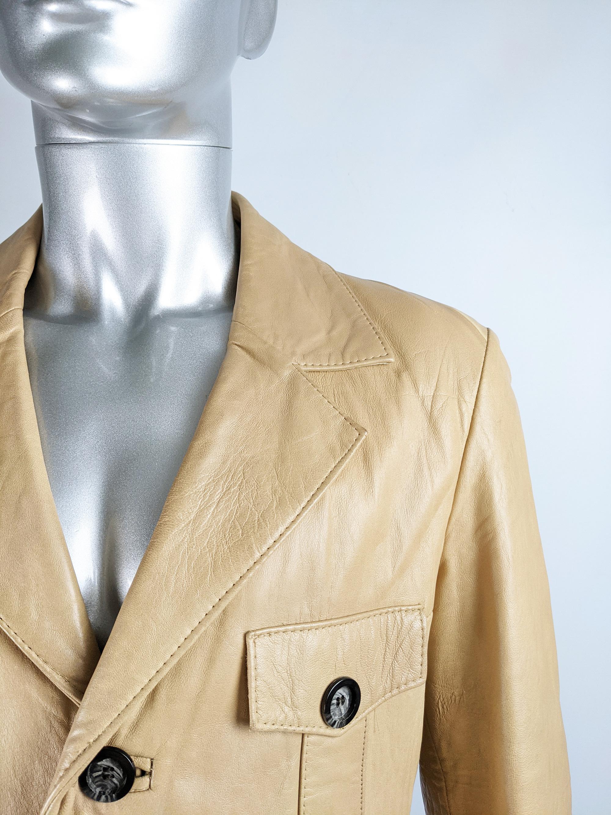 Beige 1970s Mens Vintage Leather Norfolk Jacket For Sale
