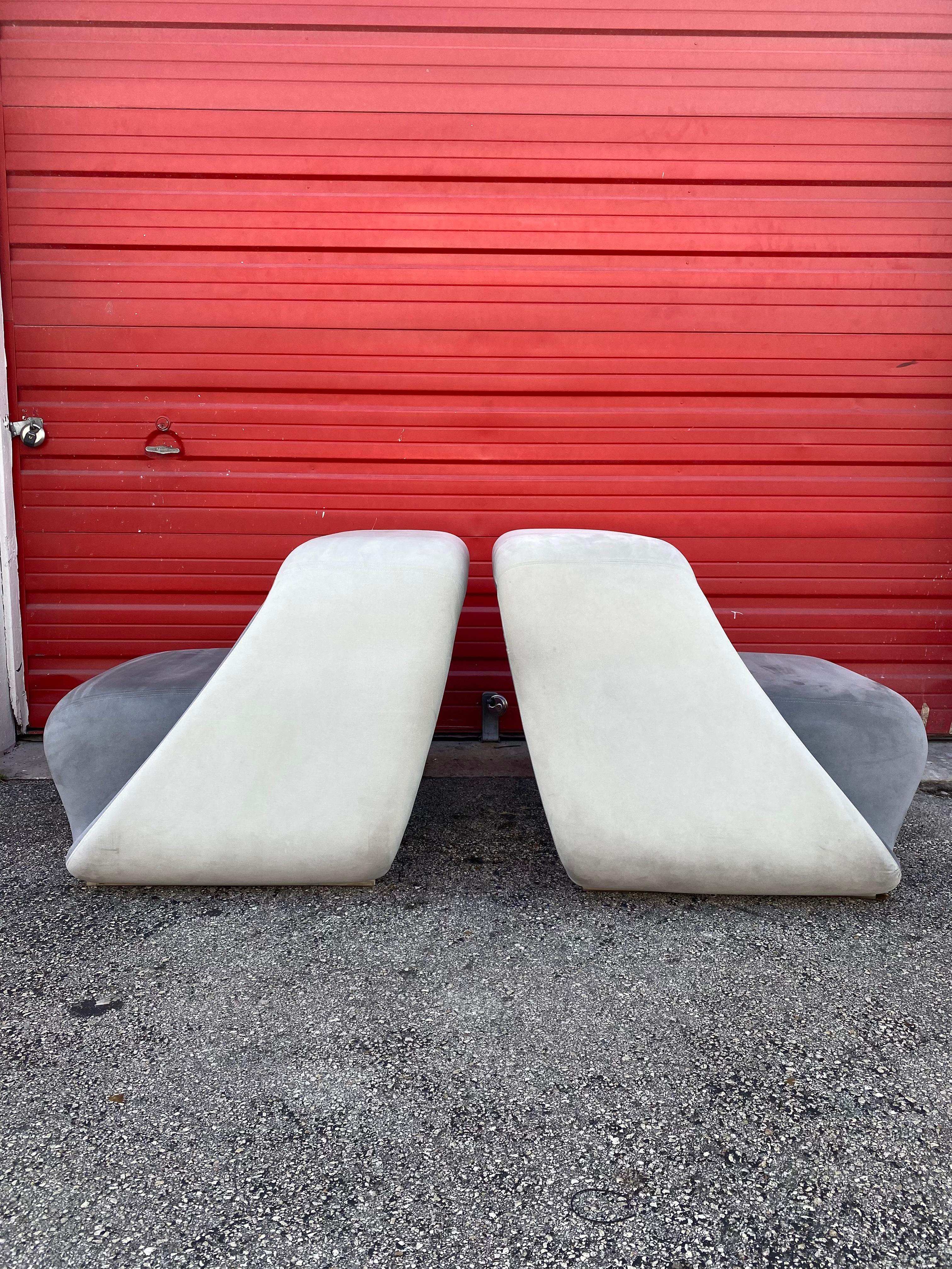 1970s Meritalia Sculptural Space Age Air Loungers Chairs, Set of 2 For Sale 4