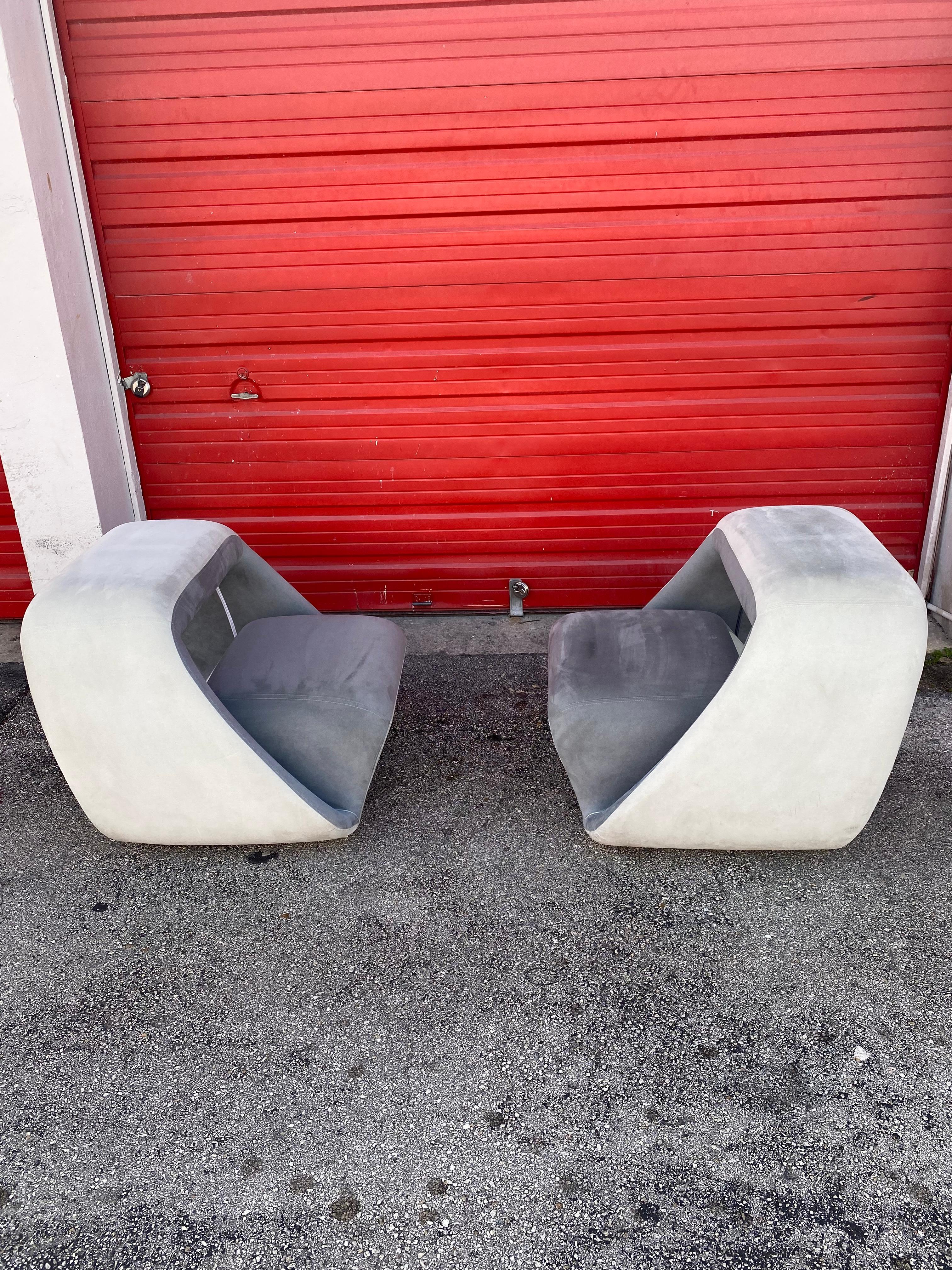 Late 20th Century 1970s Meritalia Sculptural Space Age Air Loungers Chairs, Set of 2 For Sale